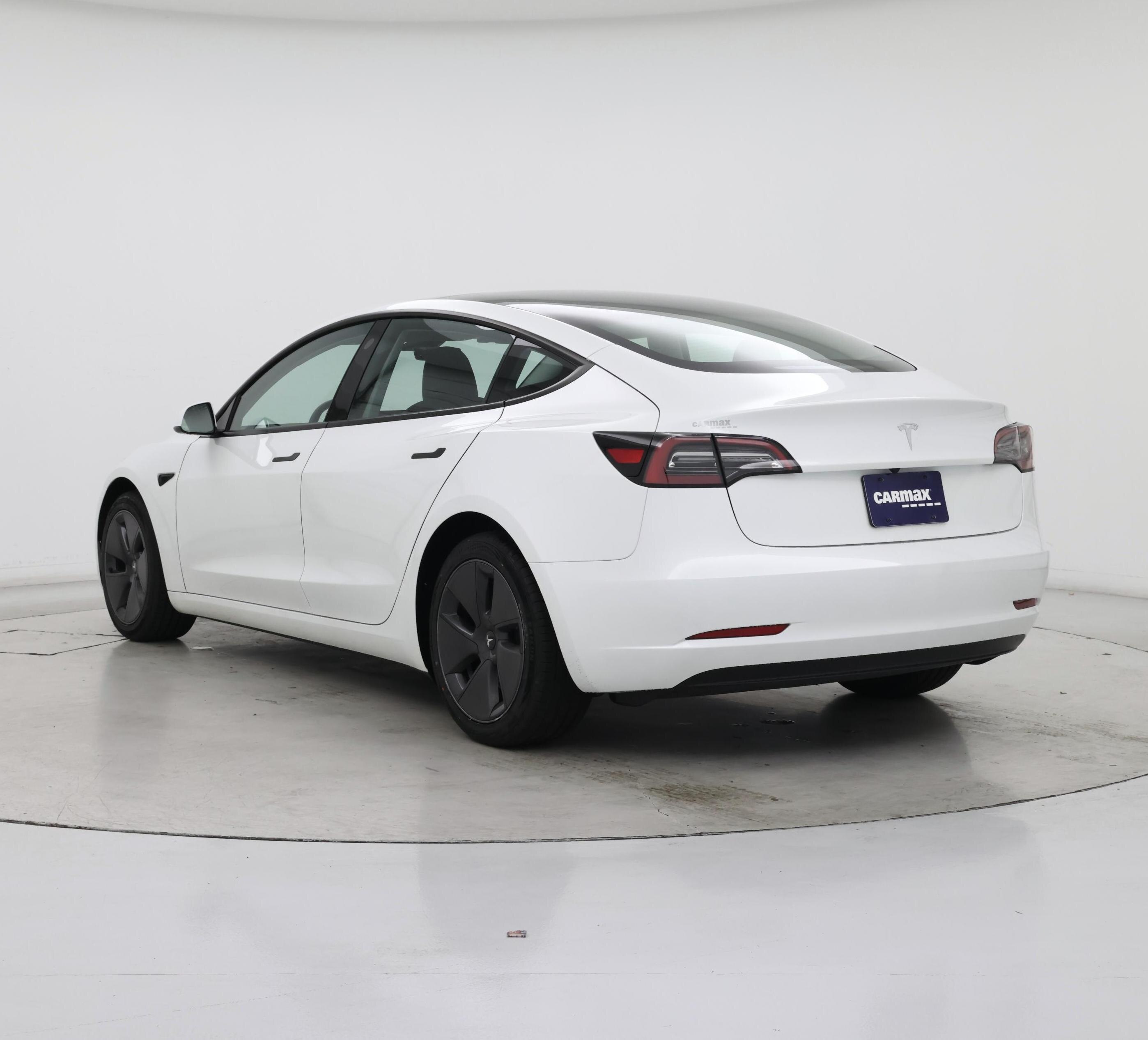 Thumbnail: 2023 Tesla Model 3 - 2