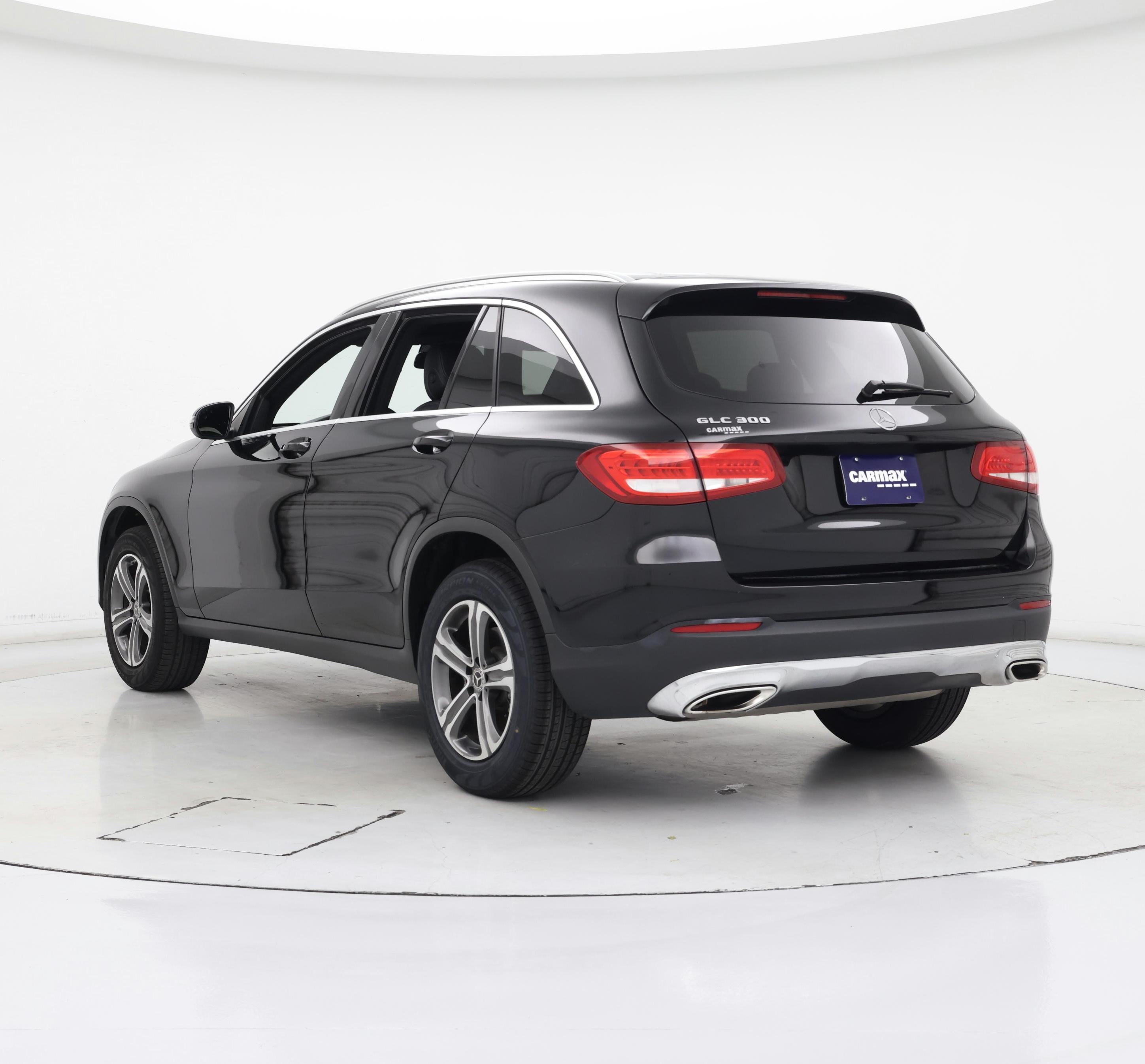 Thumbnail: 2019 Mercedes-Benz GLC - 2