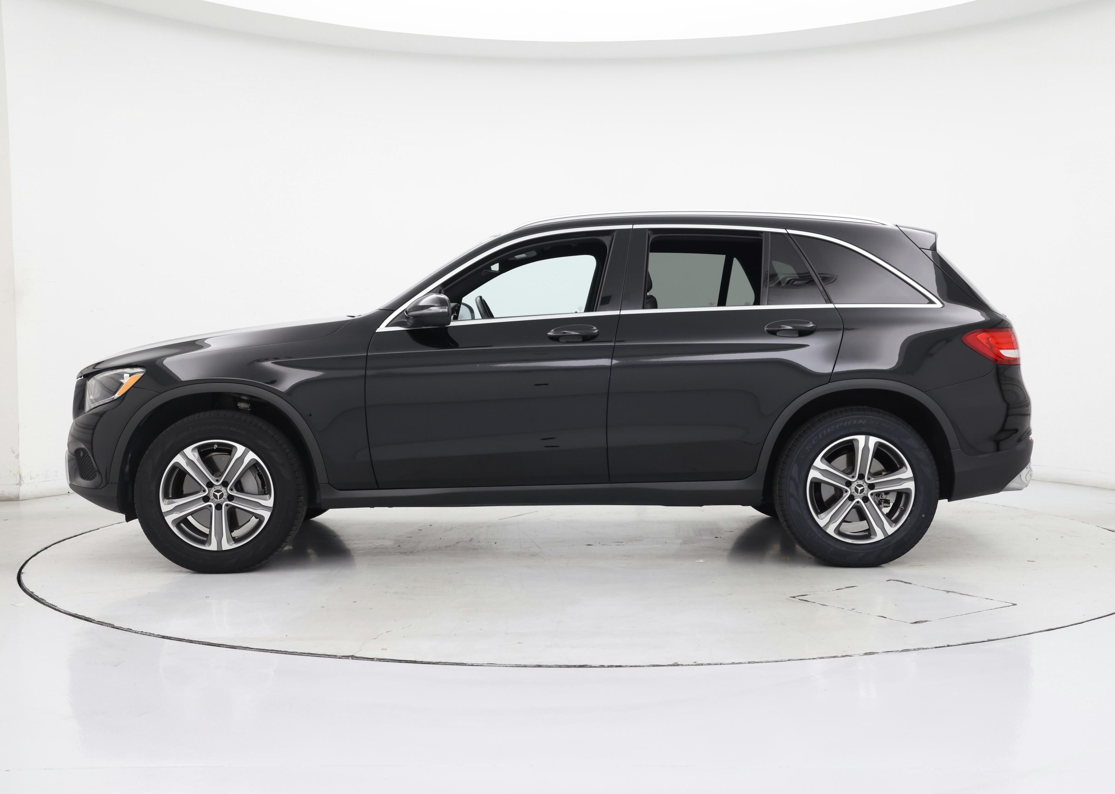 Thumbnail: 2019 Mercedes-Benz GLC - 3