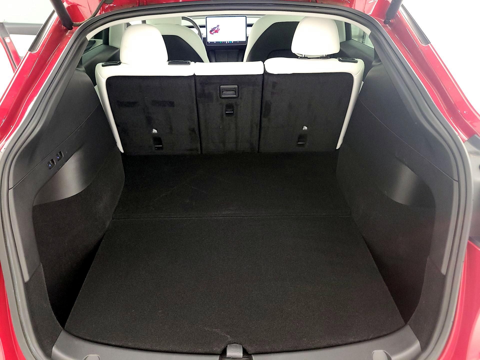 Thumbnail: 2022 Tesla Model Y - 19
