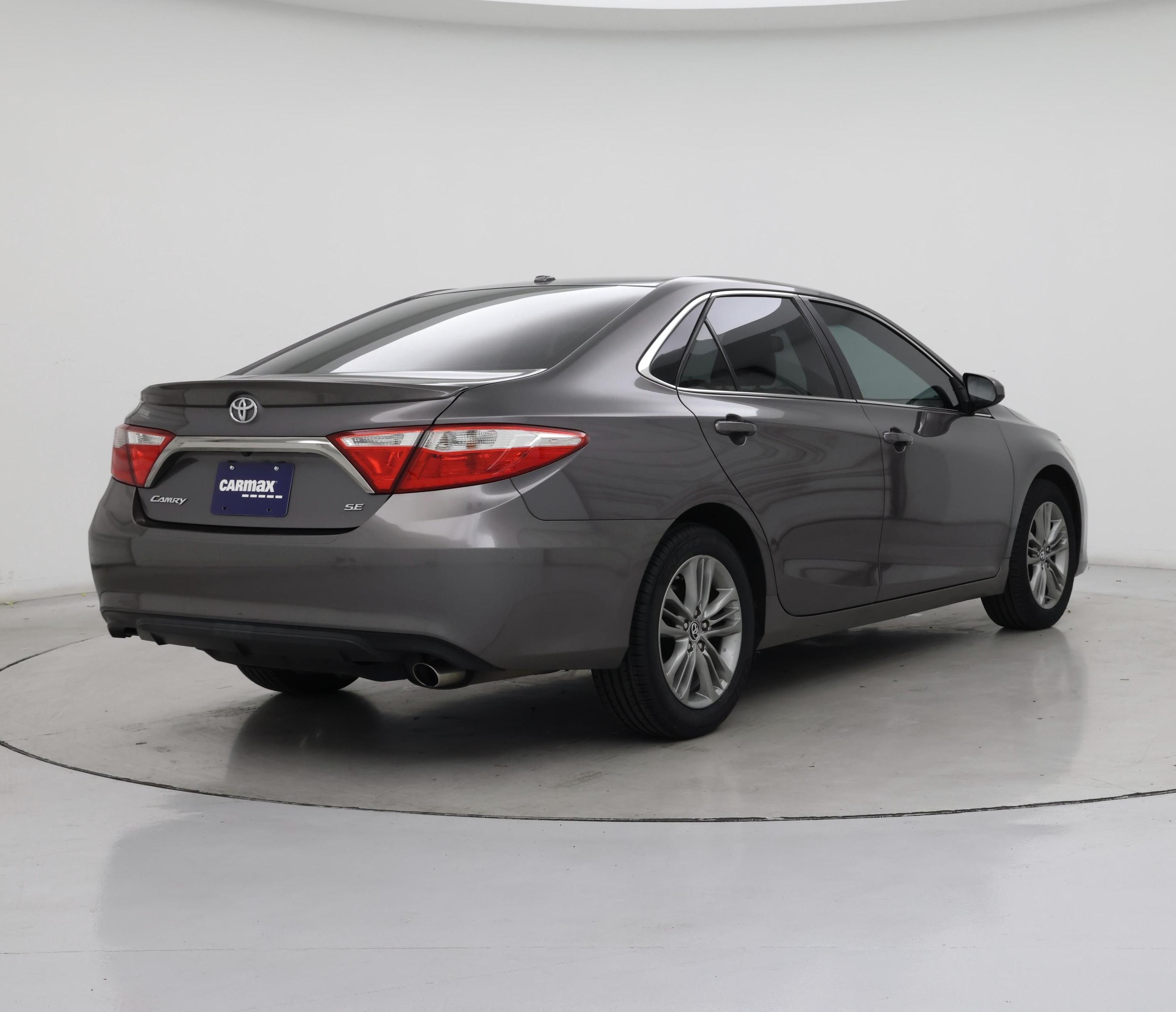 Thumbnail: 2016 Toyota Camry - 8