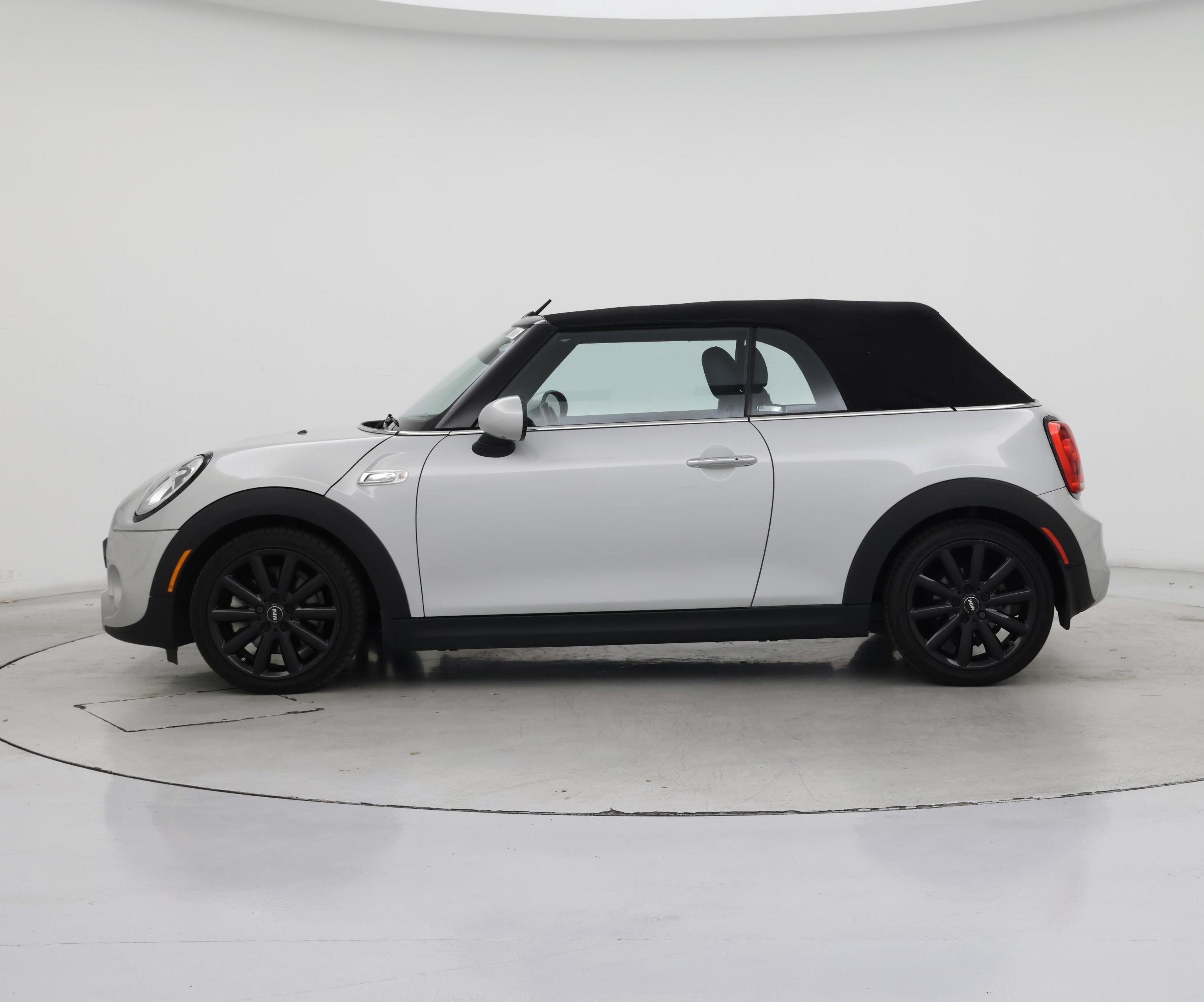Thumbnail: 2017 MINI Cooper - 3