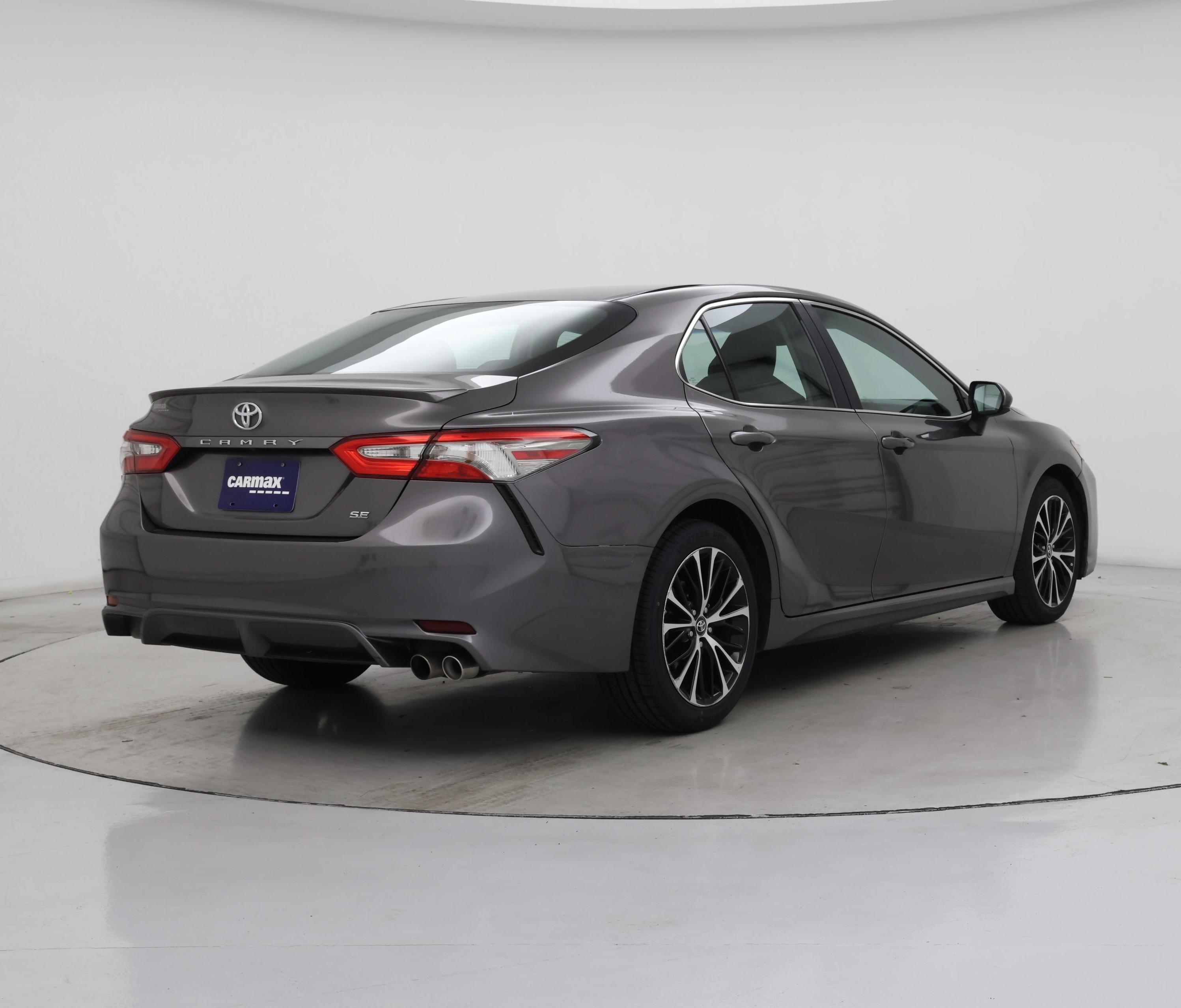 Thumbnail: 2018 Toyota Camry - 8