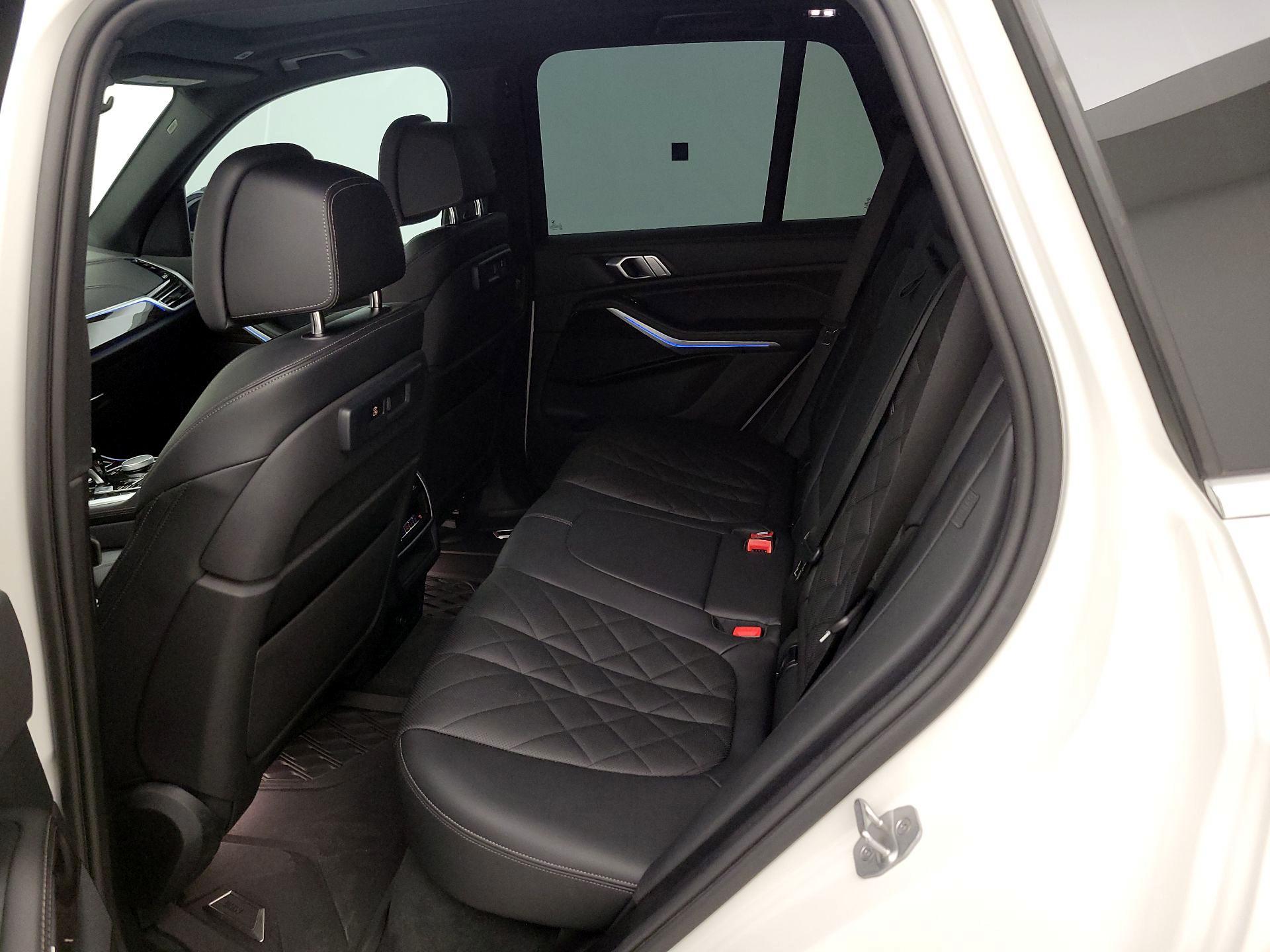 Thumbnail: 2023 BMW X5 - 20