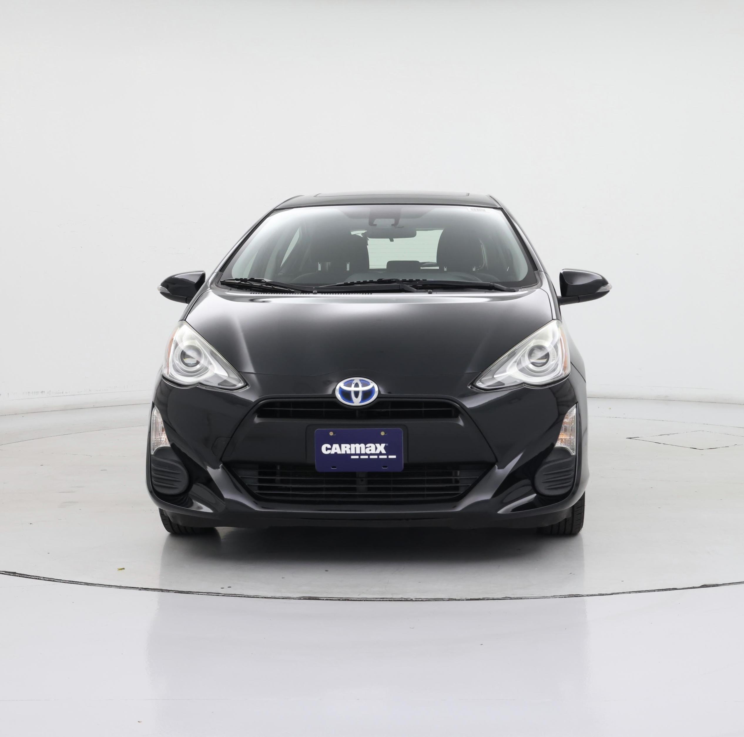 Thumbnail: 2016 Toyota Prius c - 5