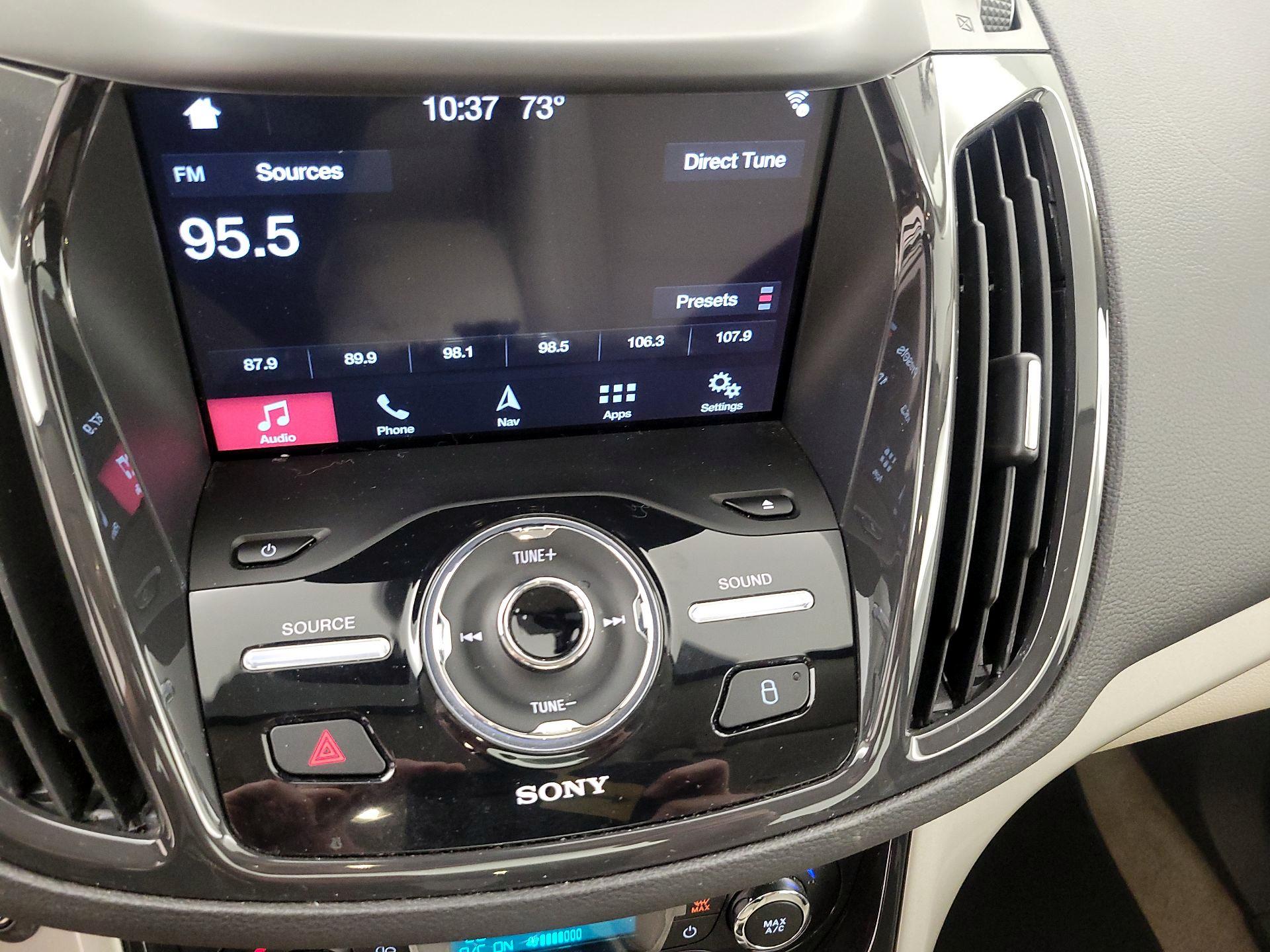 Thumbnail: 2016 Ford C-Max - 16