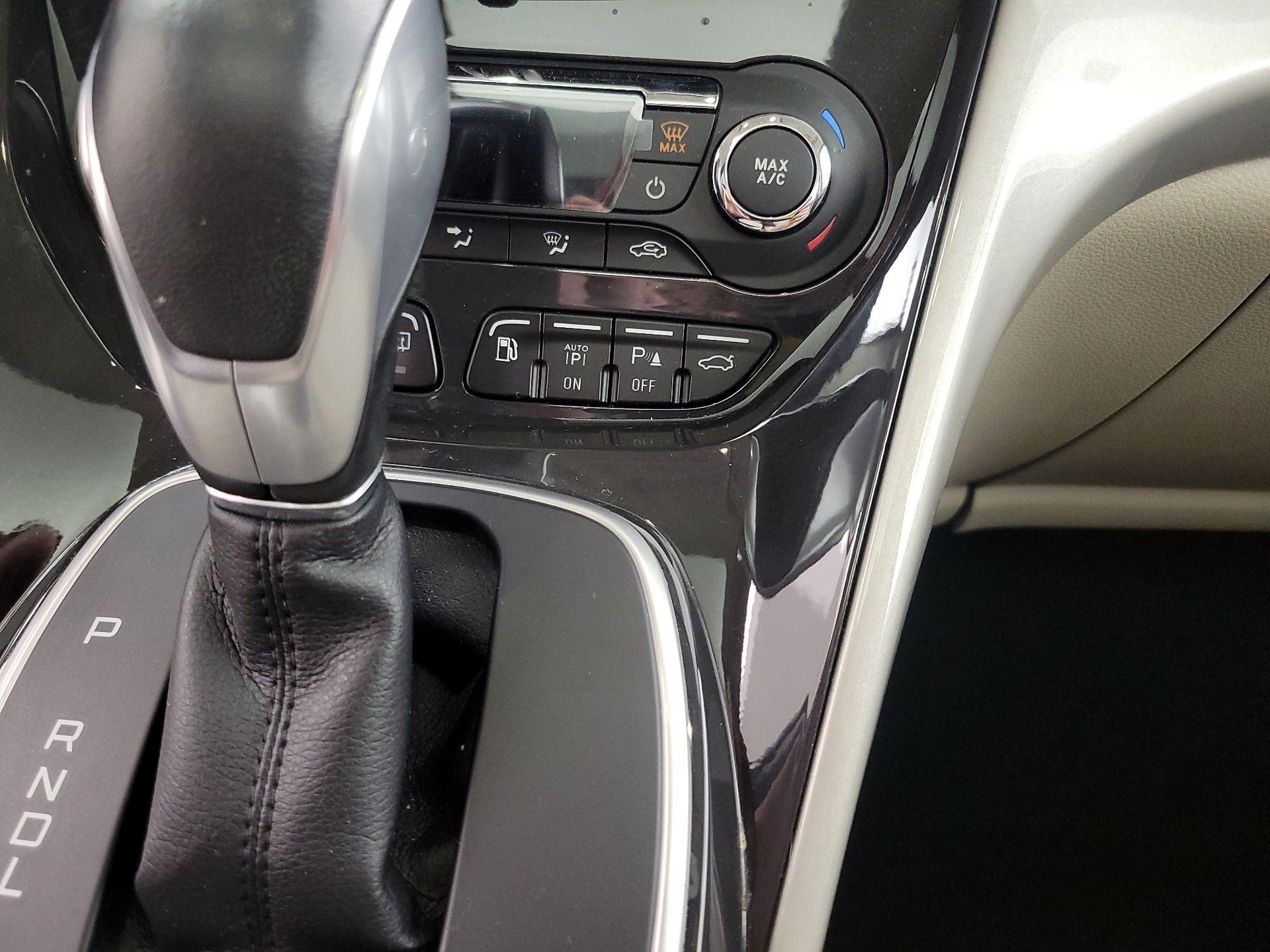 Thumbnail: 2016 Ford C-Max - 17