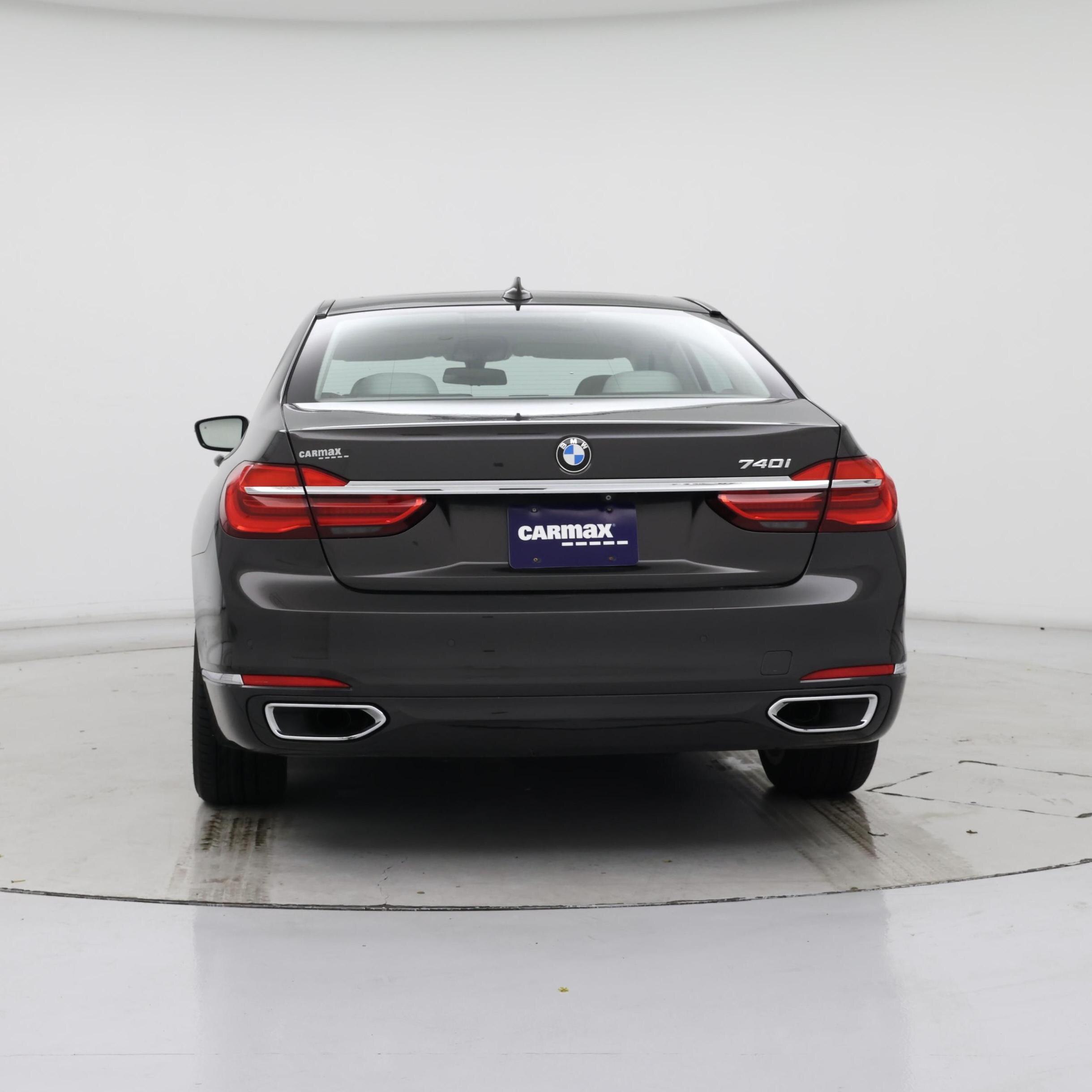 Thumbnail: 2016 BMW 7 Series - 6