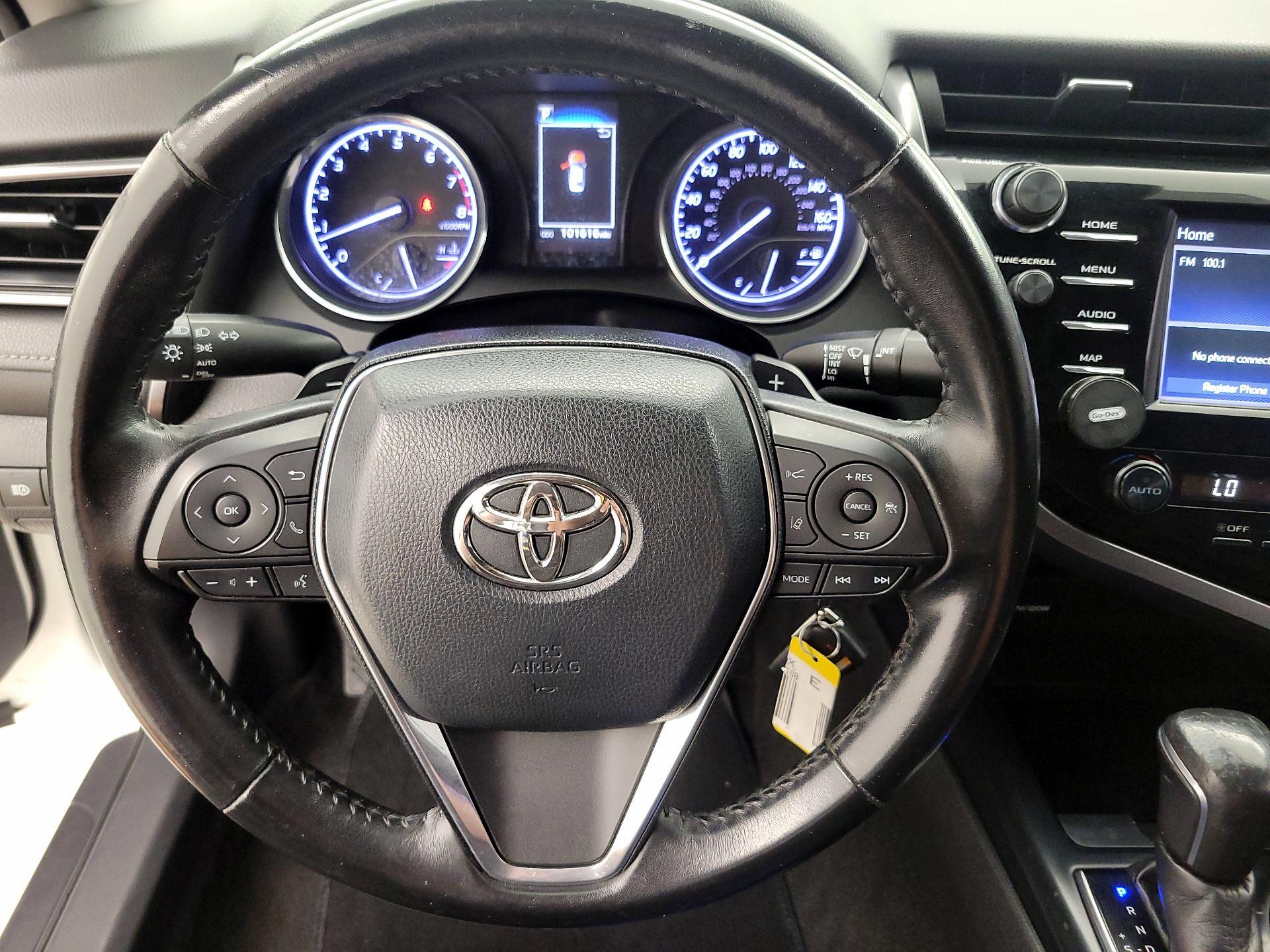 Thumbnail: 2019 Toyota Camry - 10
