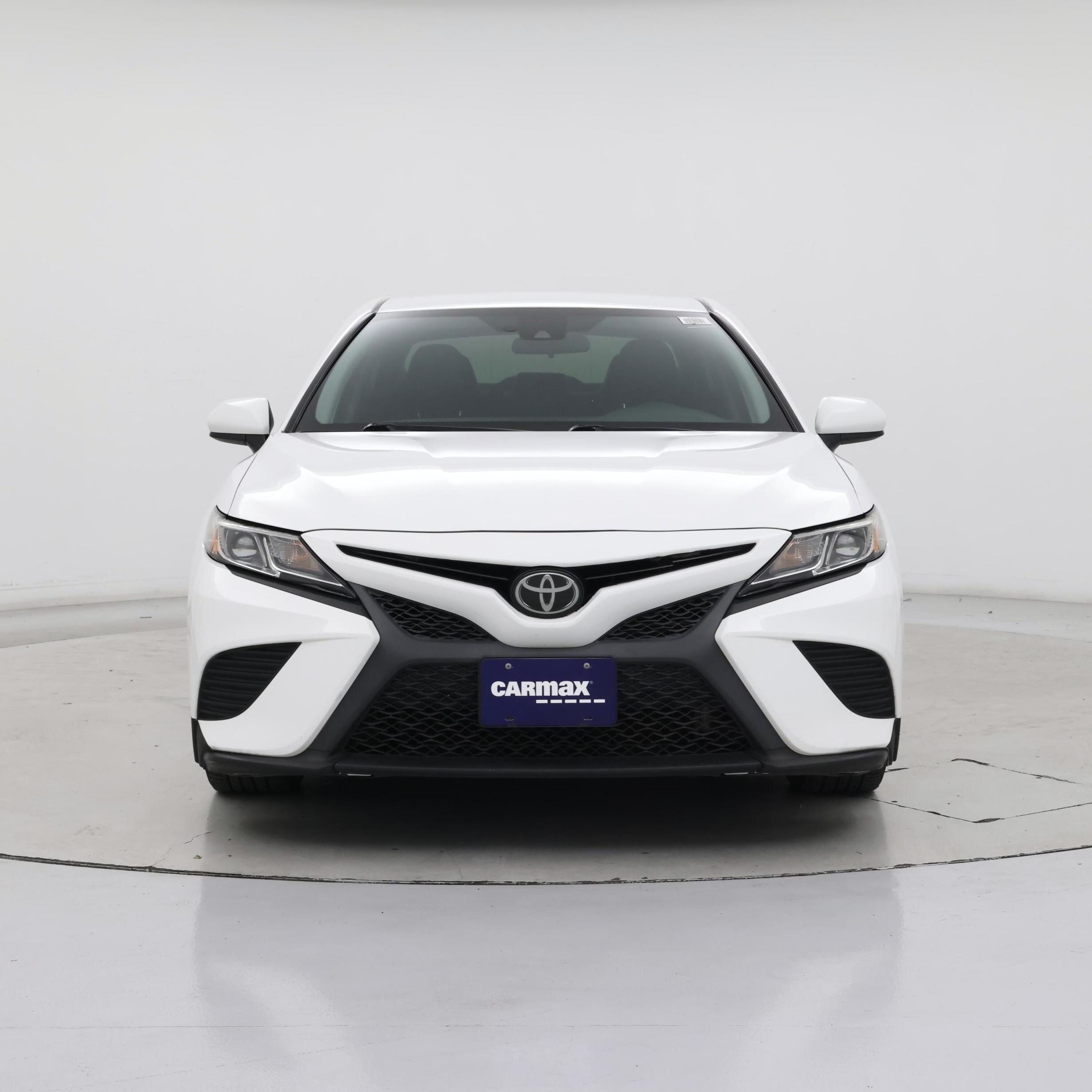Thumbnail: 2019 Toyota Camry - 5
