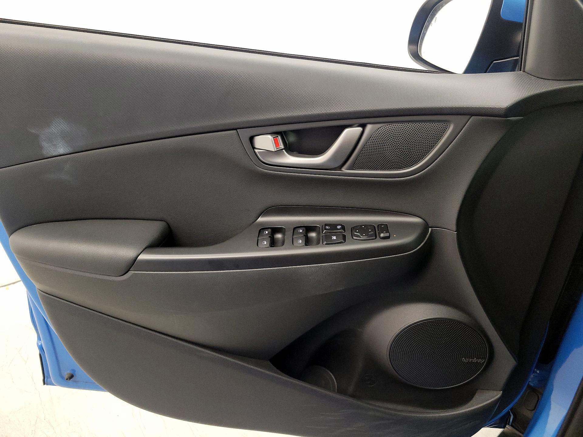 Thumbnail: 2021 Hyundai Kona - 12