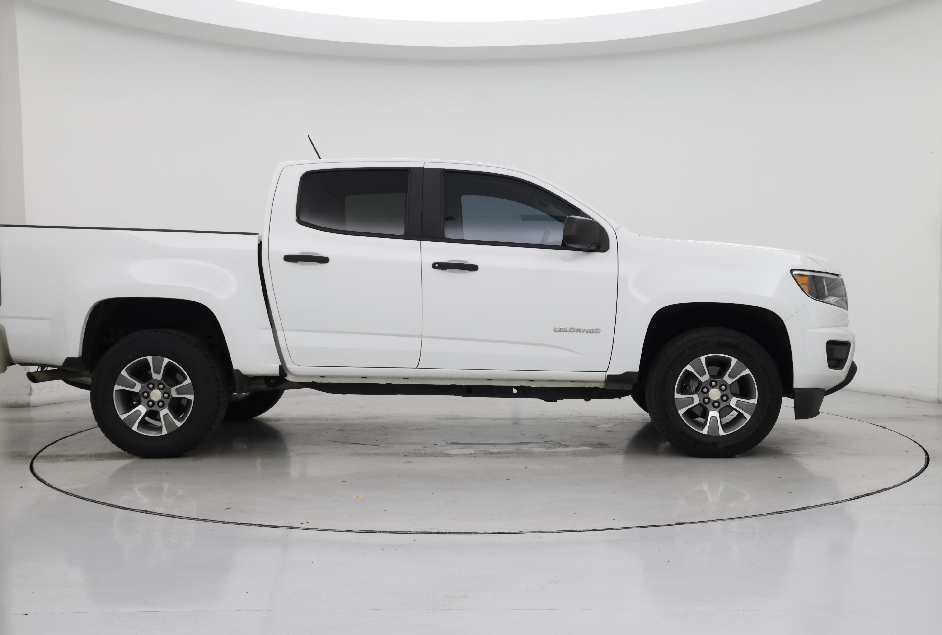 Thumbnail: 2019 Chevrolet Colorado - 7