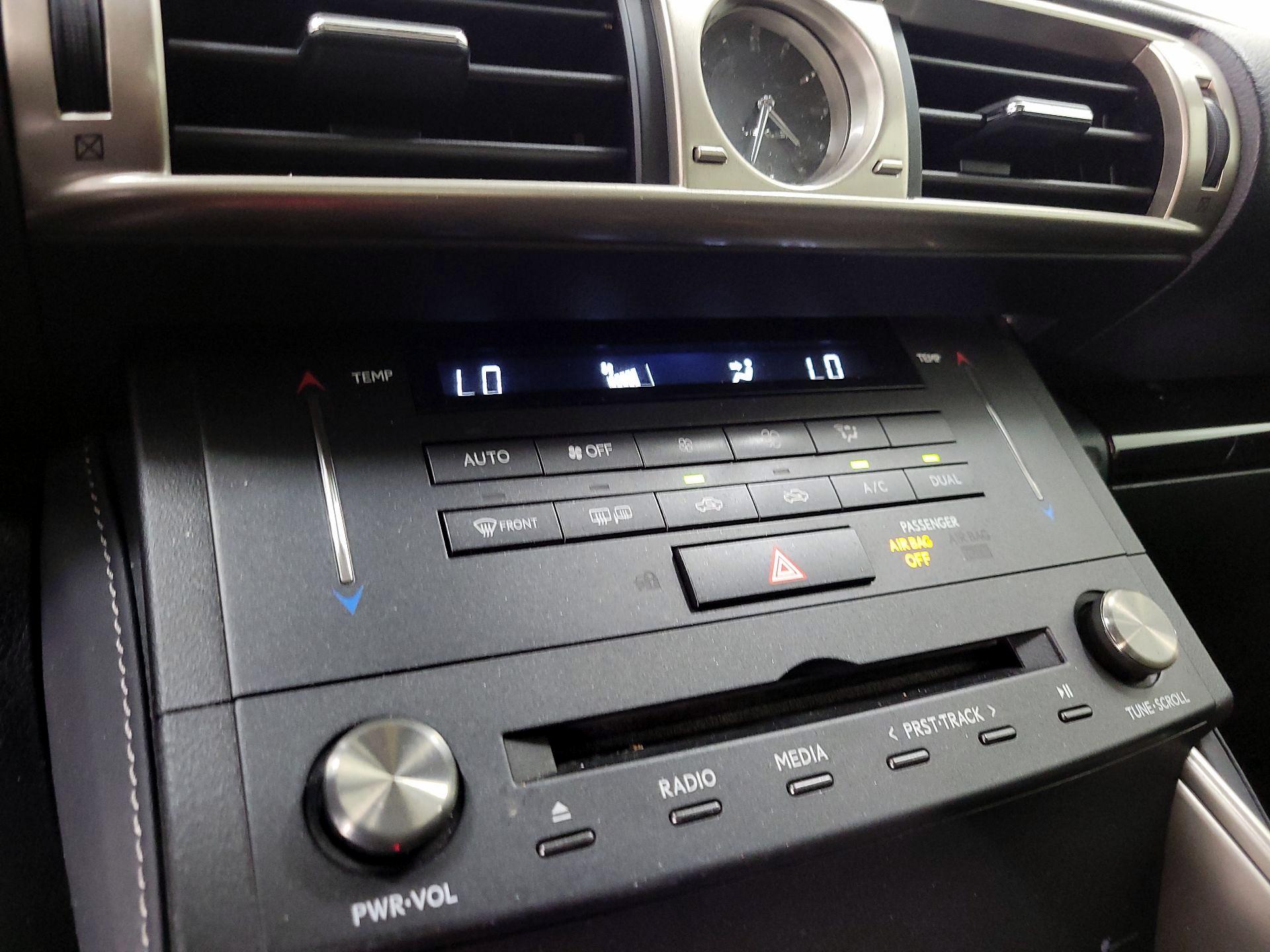 Thumbnail: 2016 Lexus IS - 16