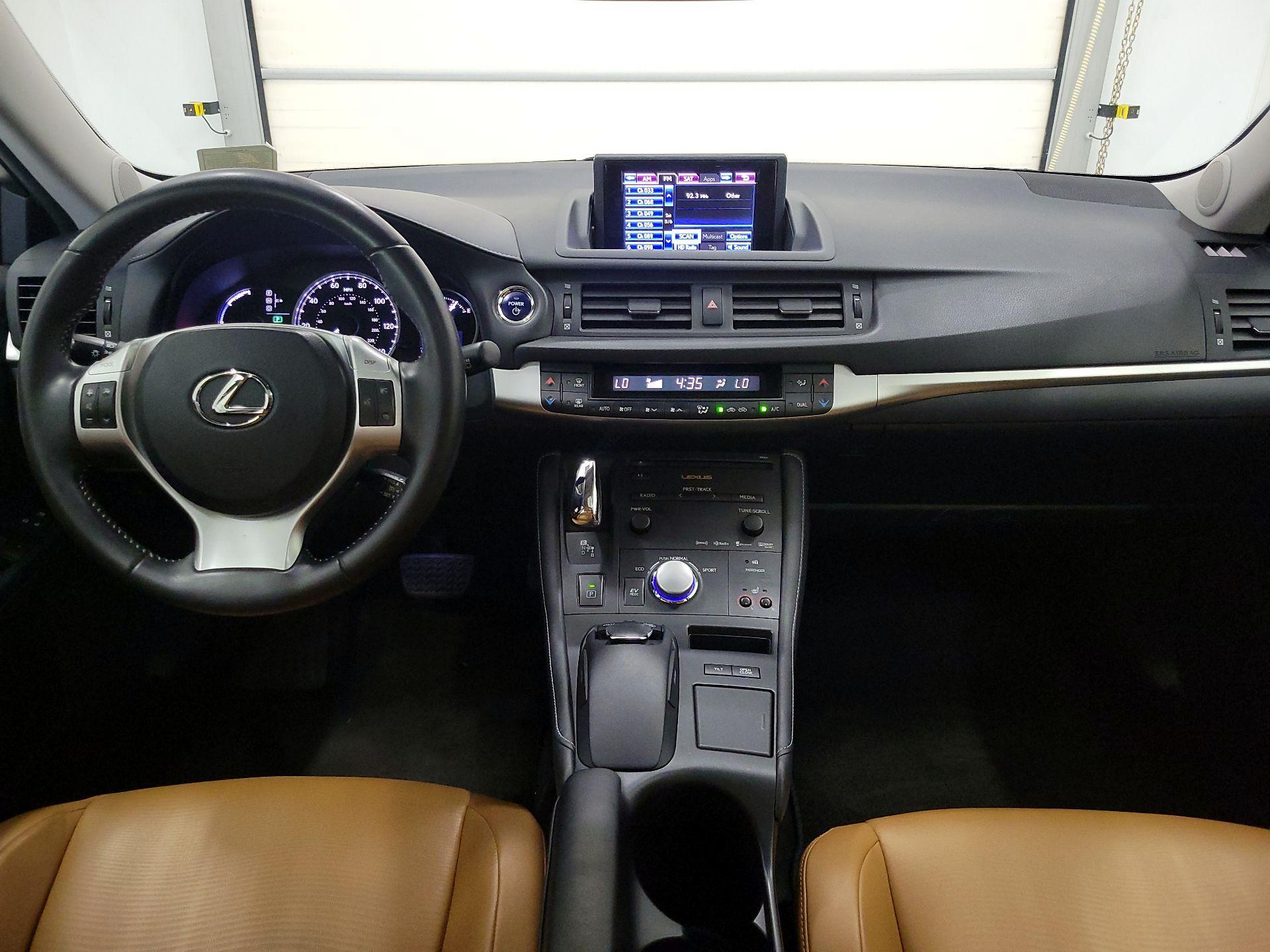 Thumbnail: 2013 Lexus CT - 9