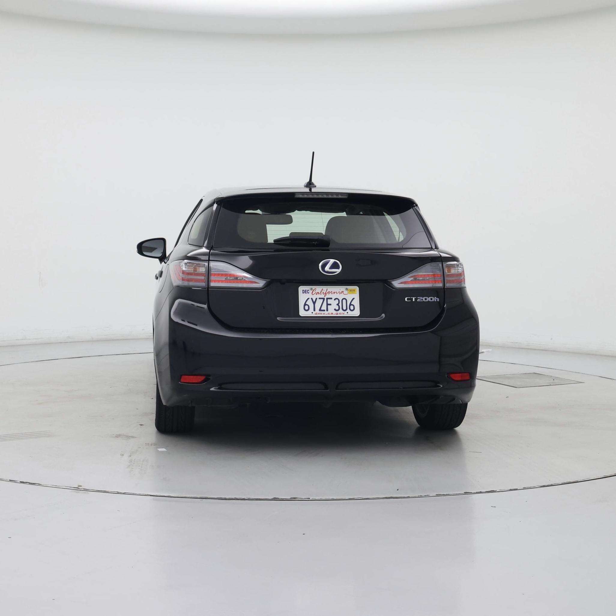 Thumbnail: 2013 Lexus CT - 6