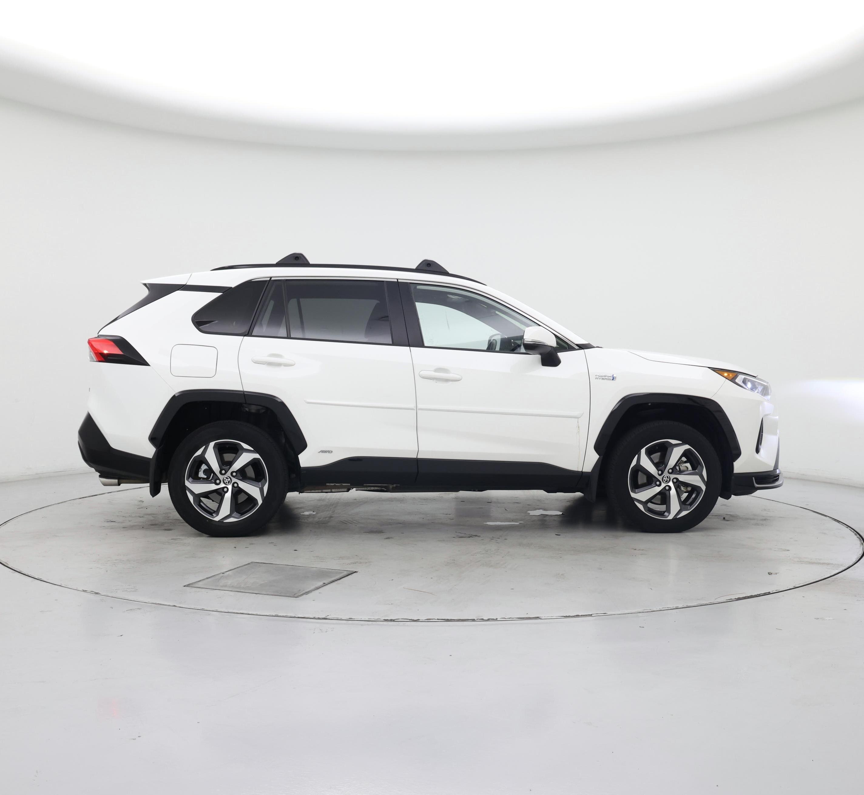 Thumbnail: 2021 Toyota RAV4 - 7