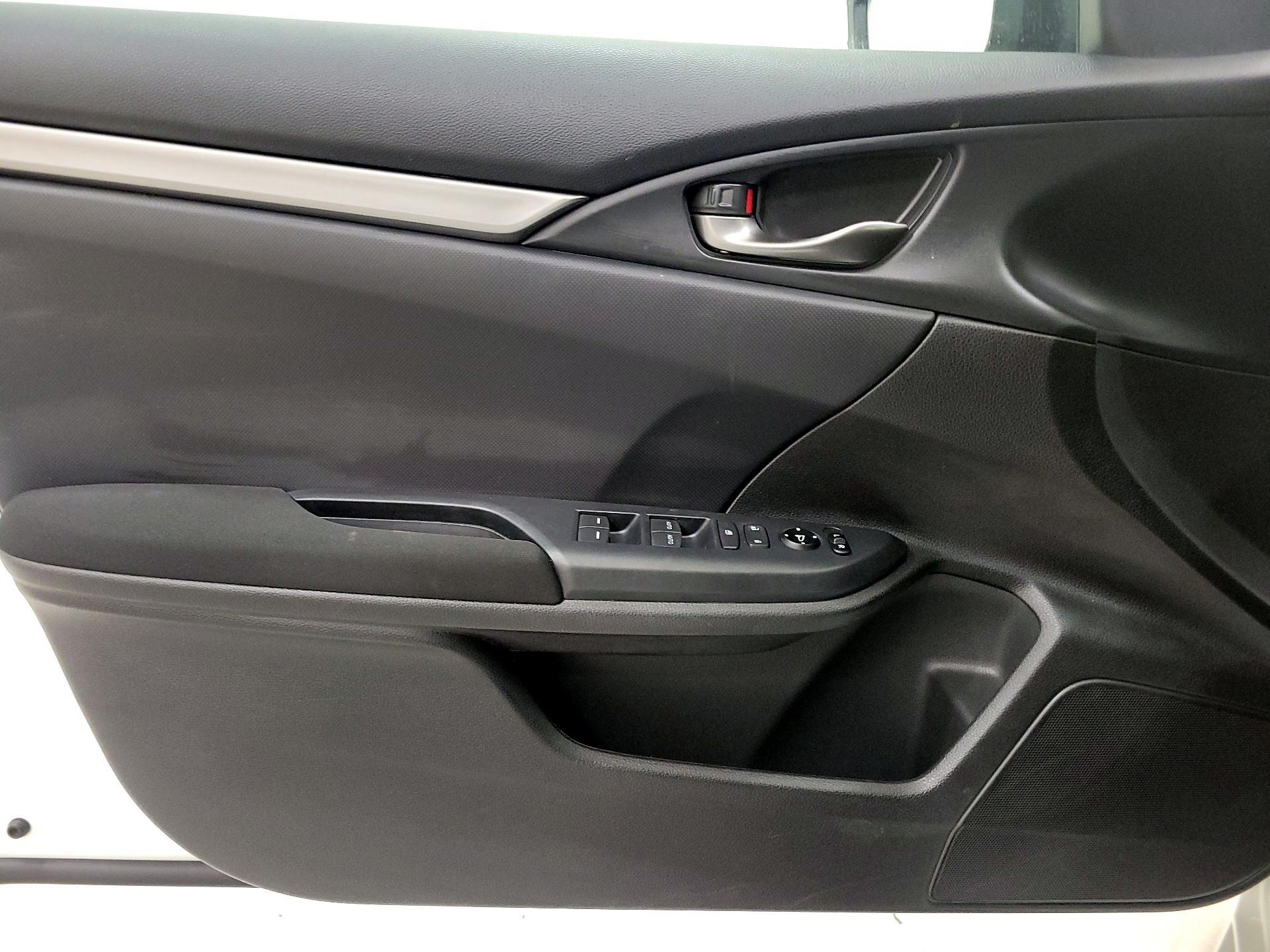 Thumbnail: 2019 Honda Civic - 12