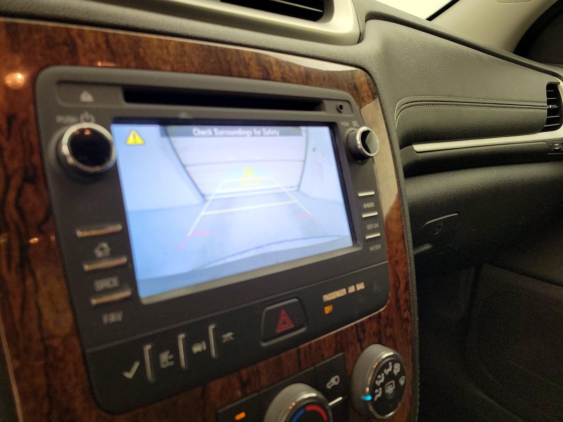 Thumbnail: 2014 Chevrolet Traverse - 14