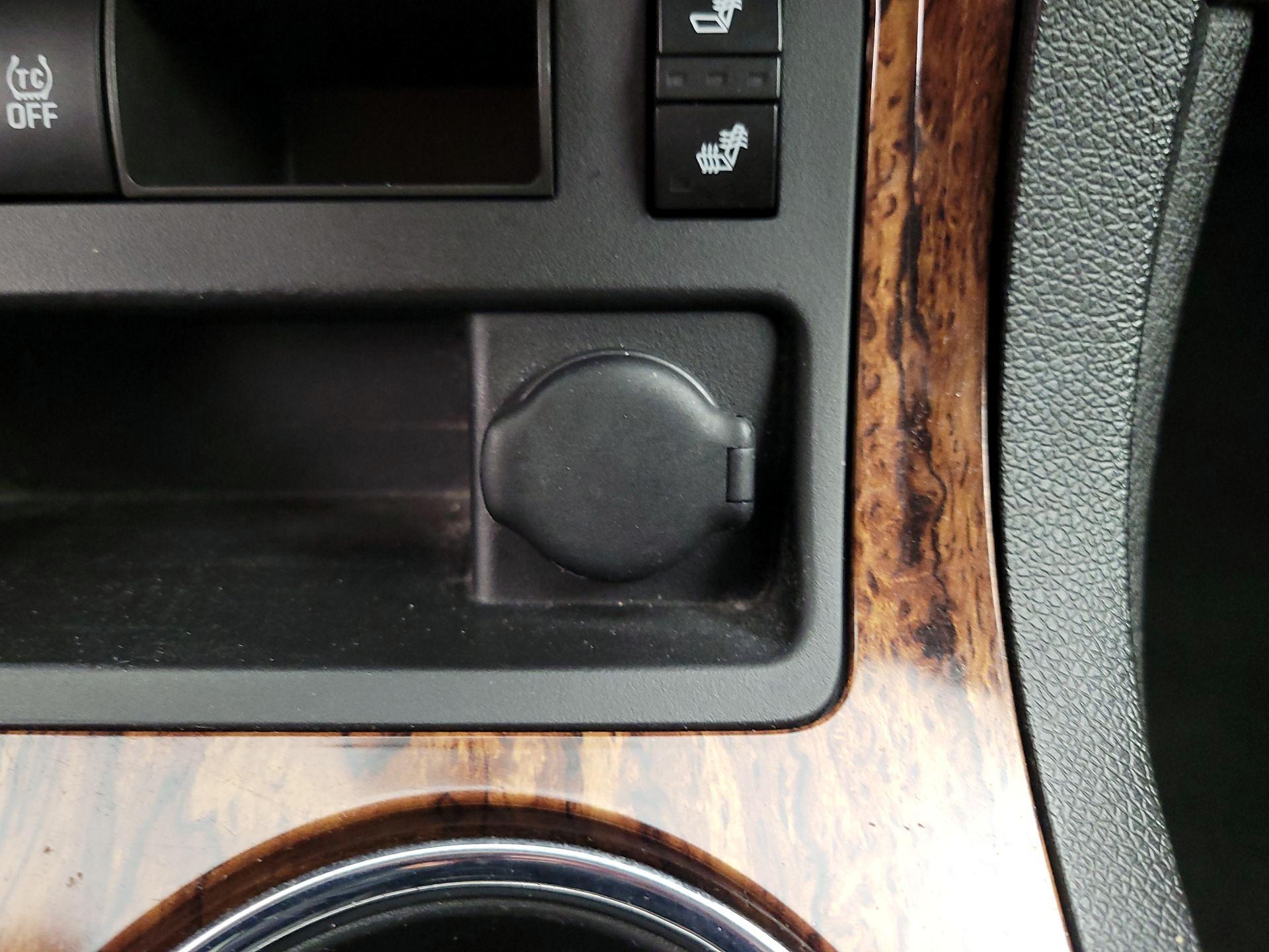 Thumbnail: 2014 Chevrolet Traverse - 18