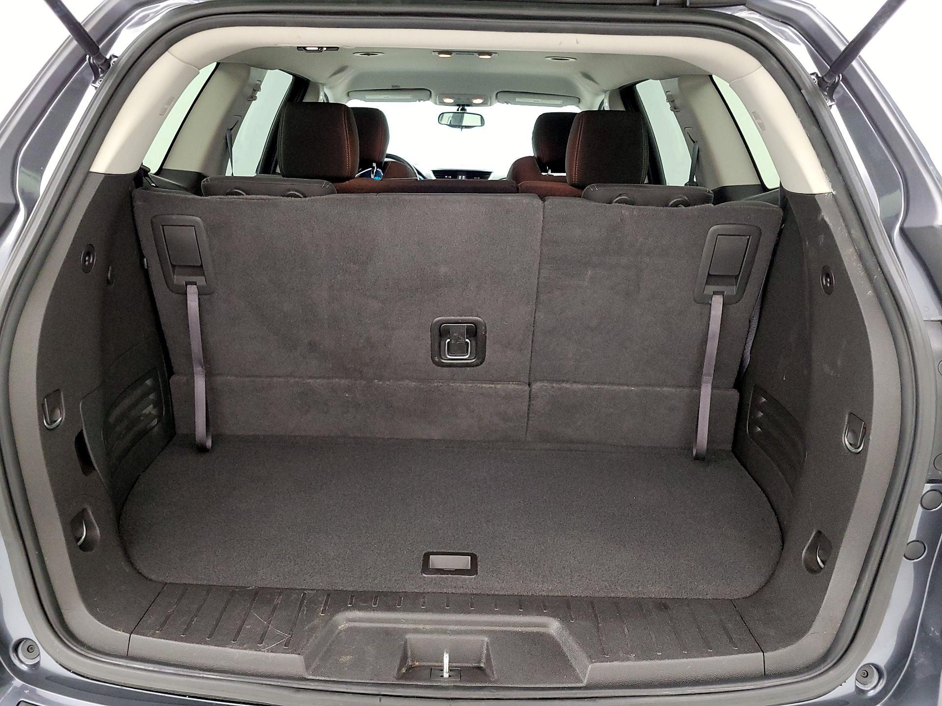 Thumbnail: 2014 Chevrolet Traverse - 20