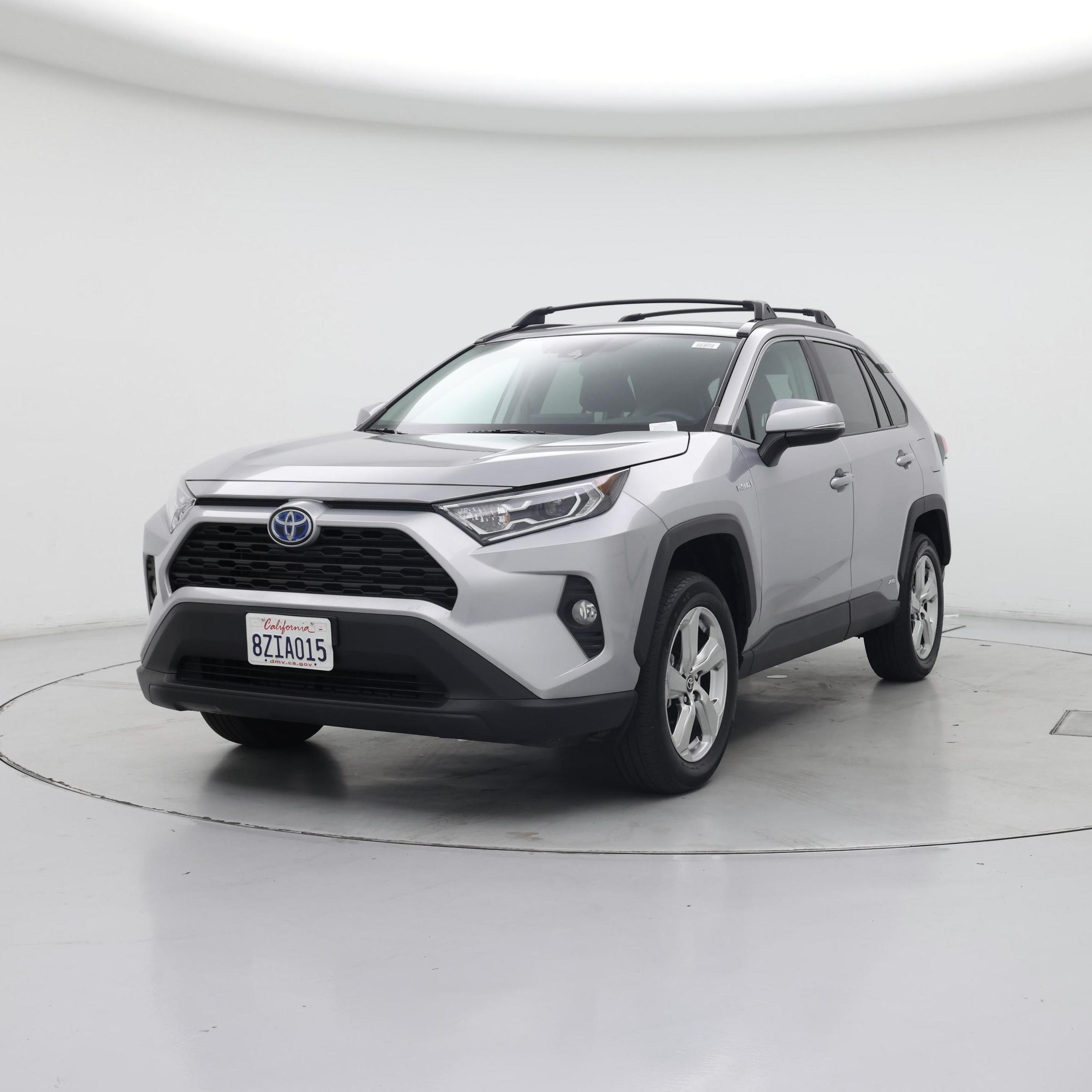 Thumbnail: 2021 Toyota RAV4 - 4