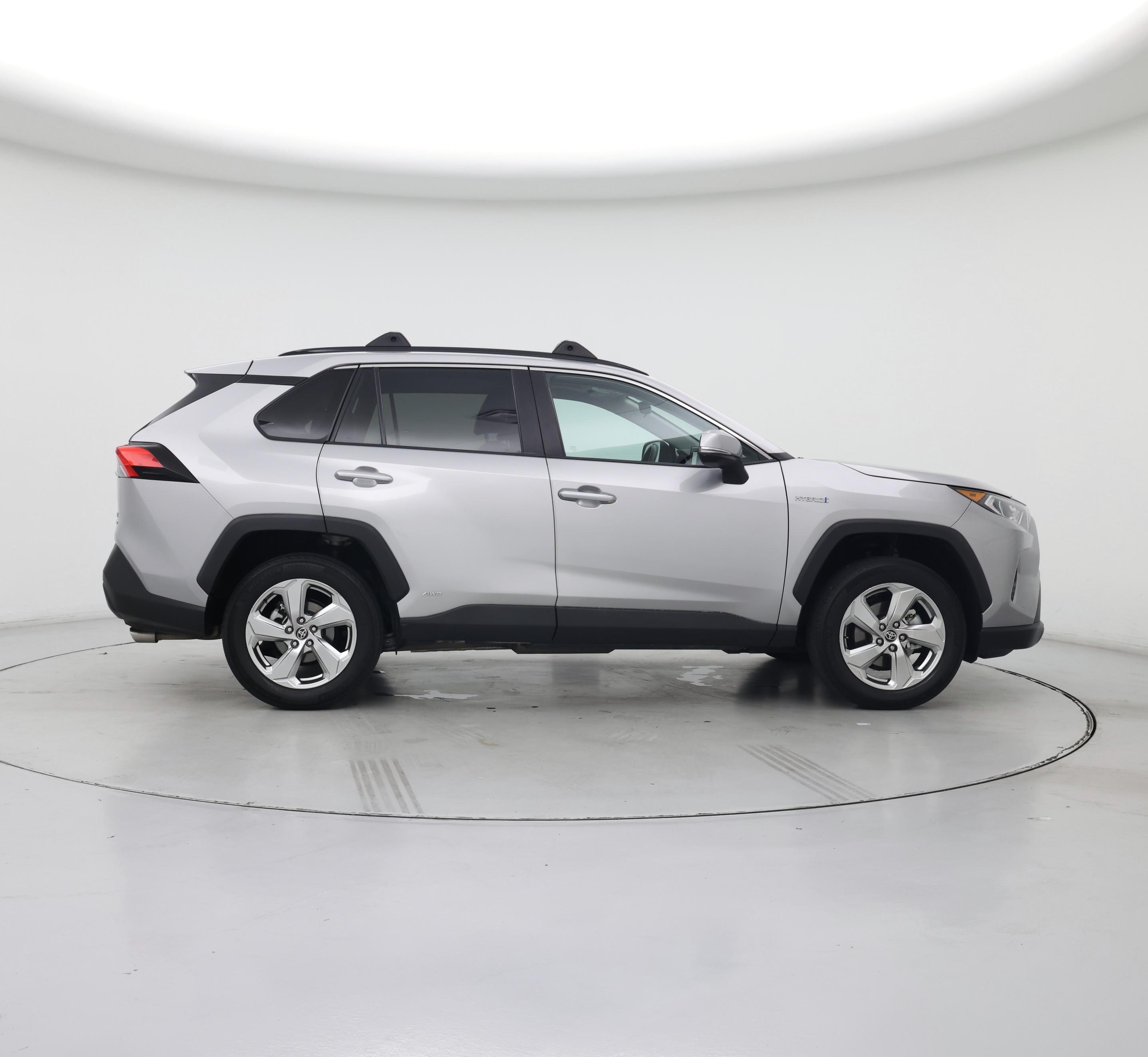 Thumbnail: 2021 Toyota RAV4 - 7