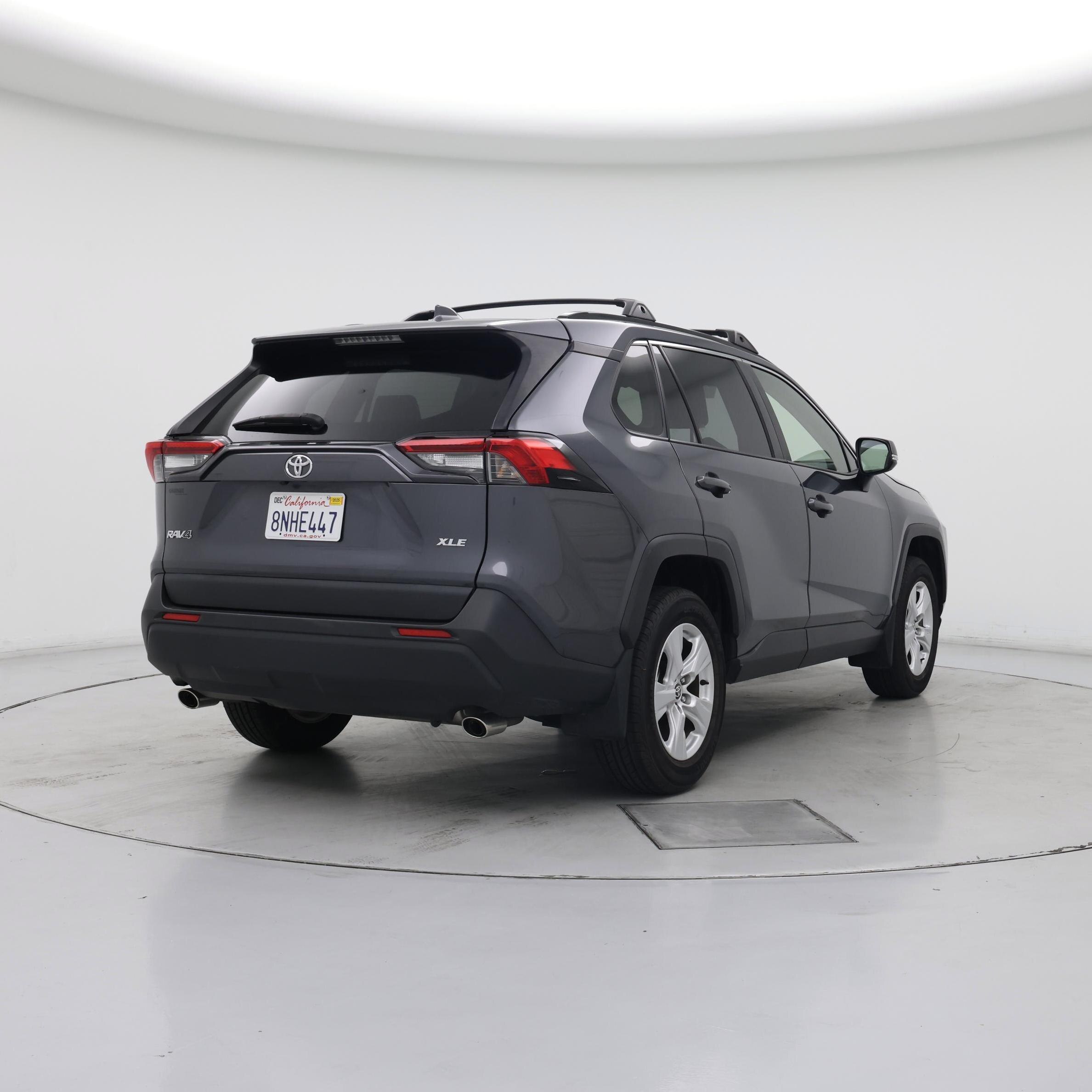Thumbnail: 2020 Toyota RAV4 - 8
