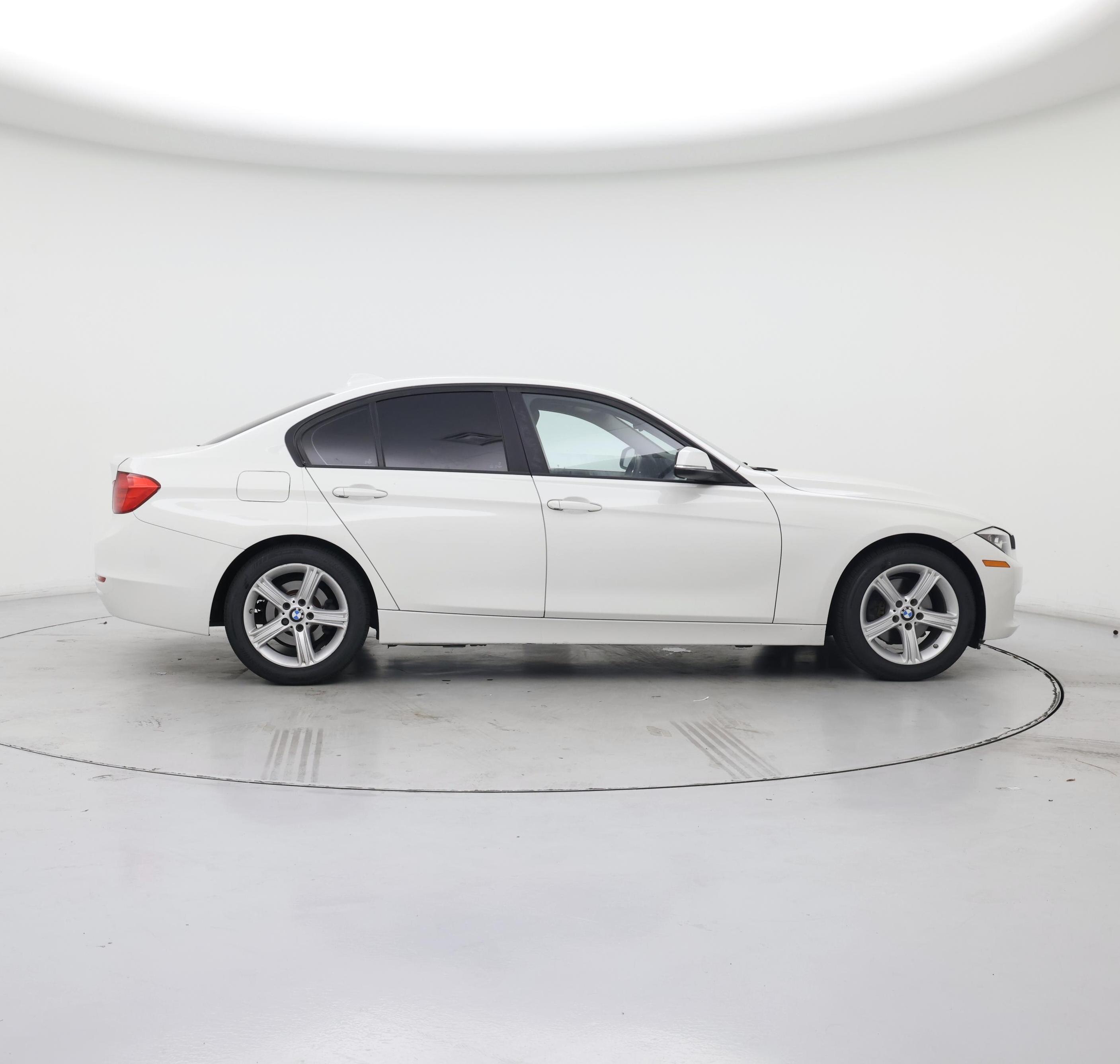 Thumbnail: 2015 BMW 3 Series - 7