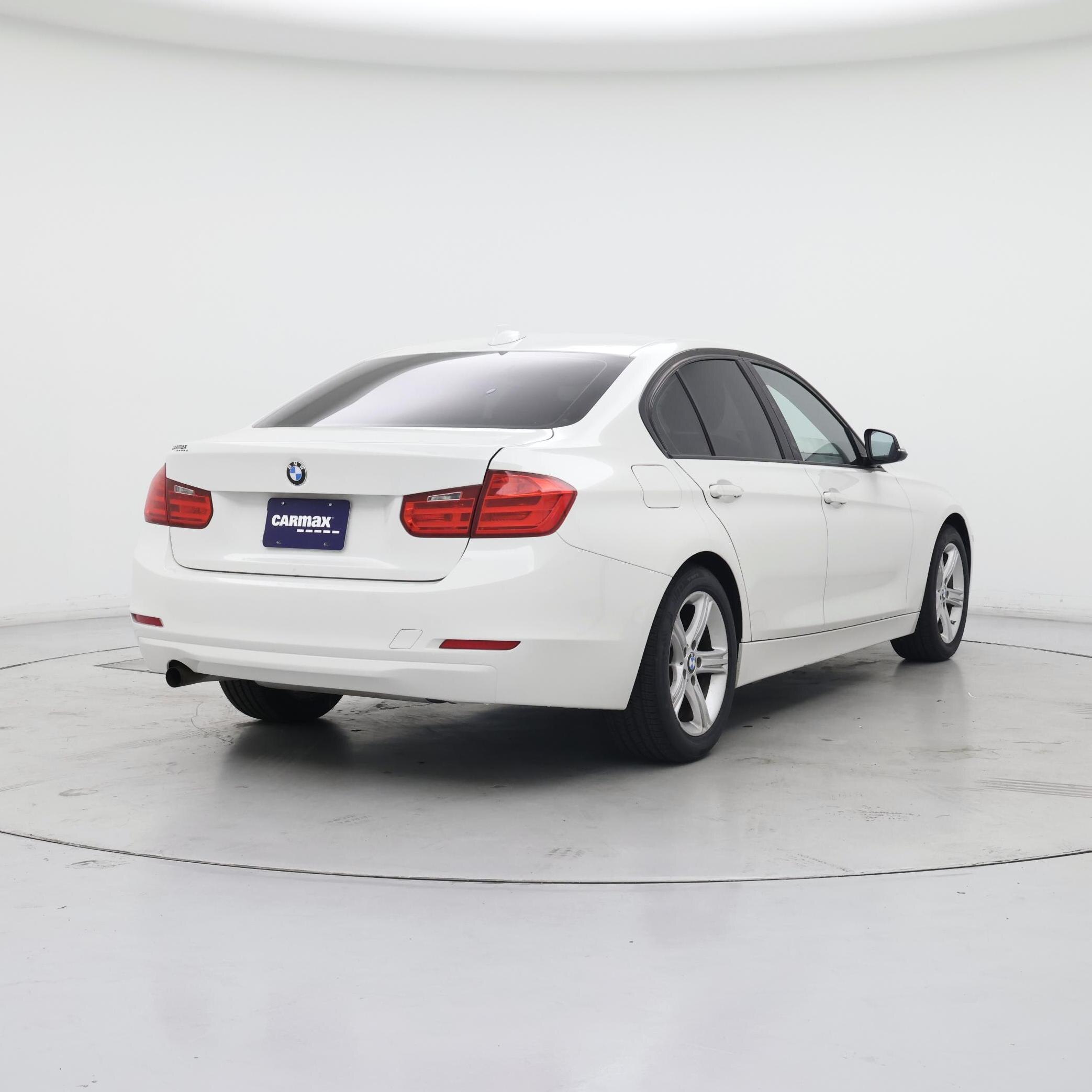 Thumbnail: 2015 BMW 3 Series - 8