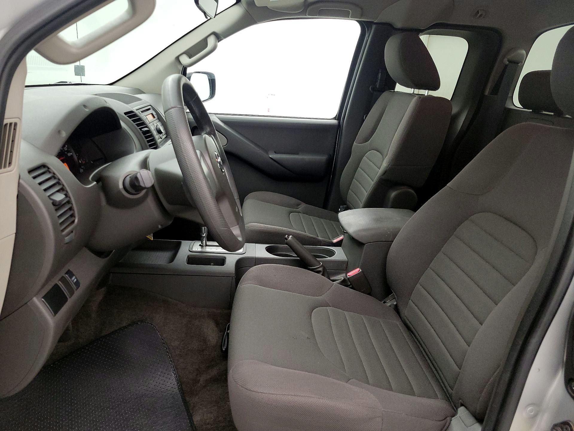 Thumbnail: 2013 Nissan Frontier - 11