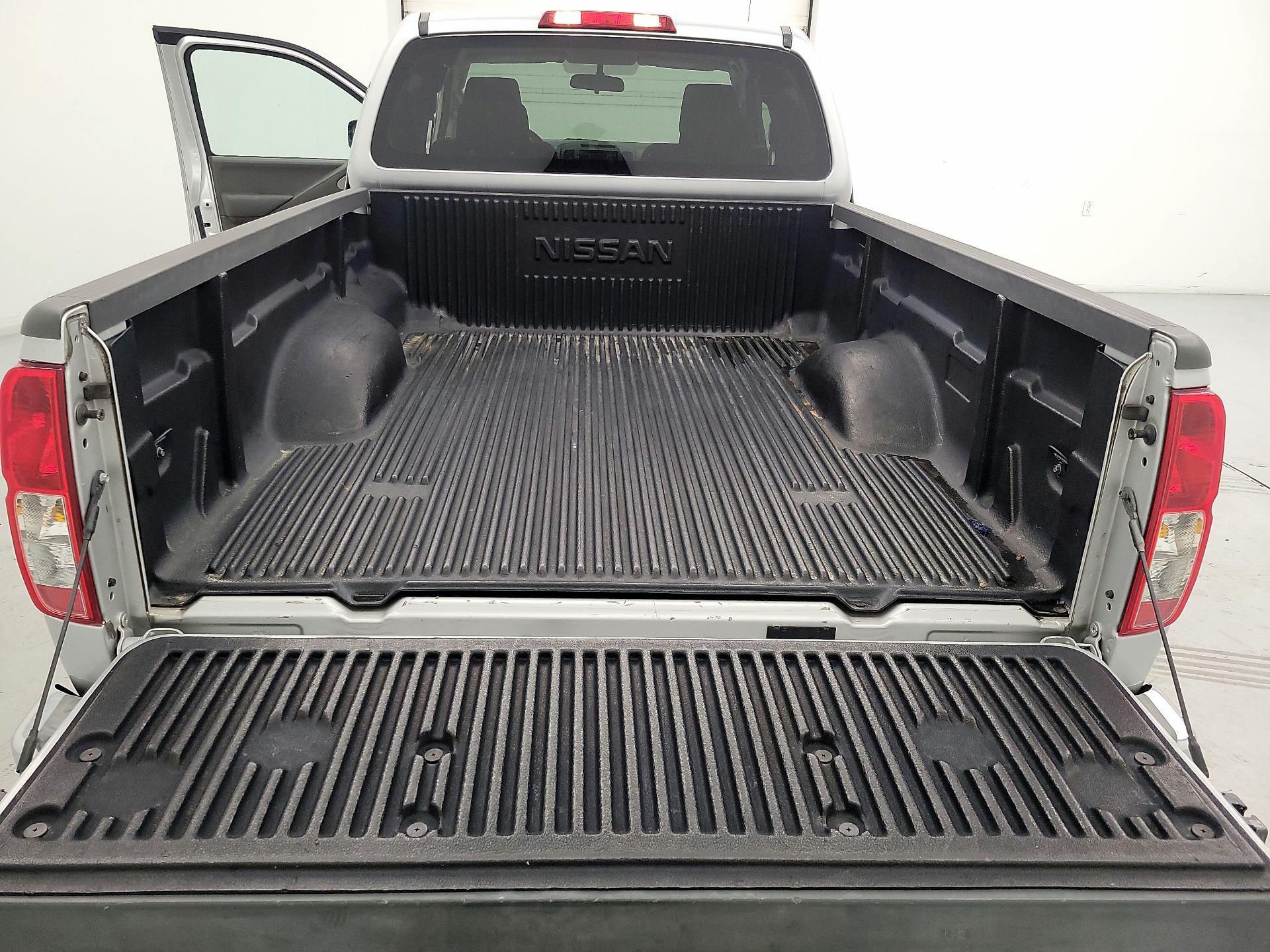 Thumbnail: 2013 Nissan Frontier - 18