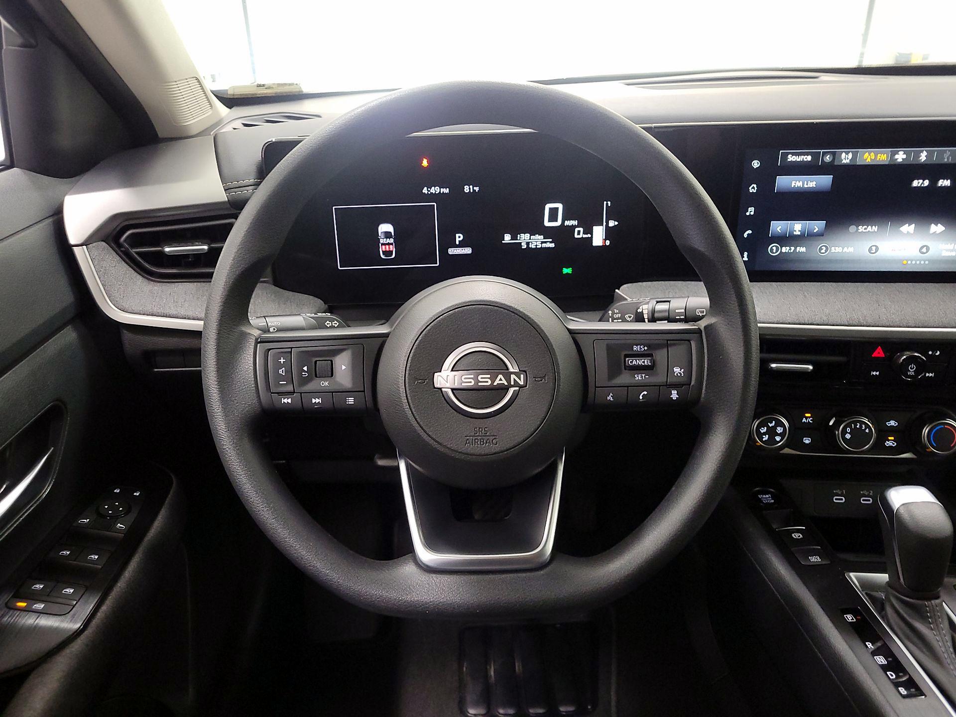 Thumbnail: 2025 Nissan Kicks - 10