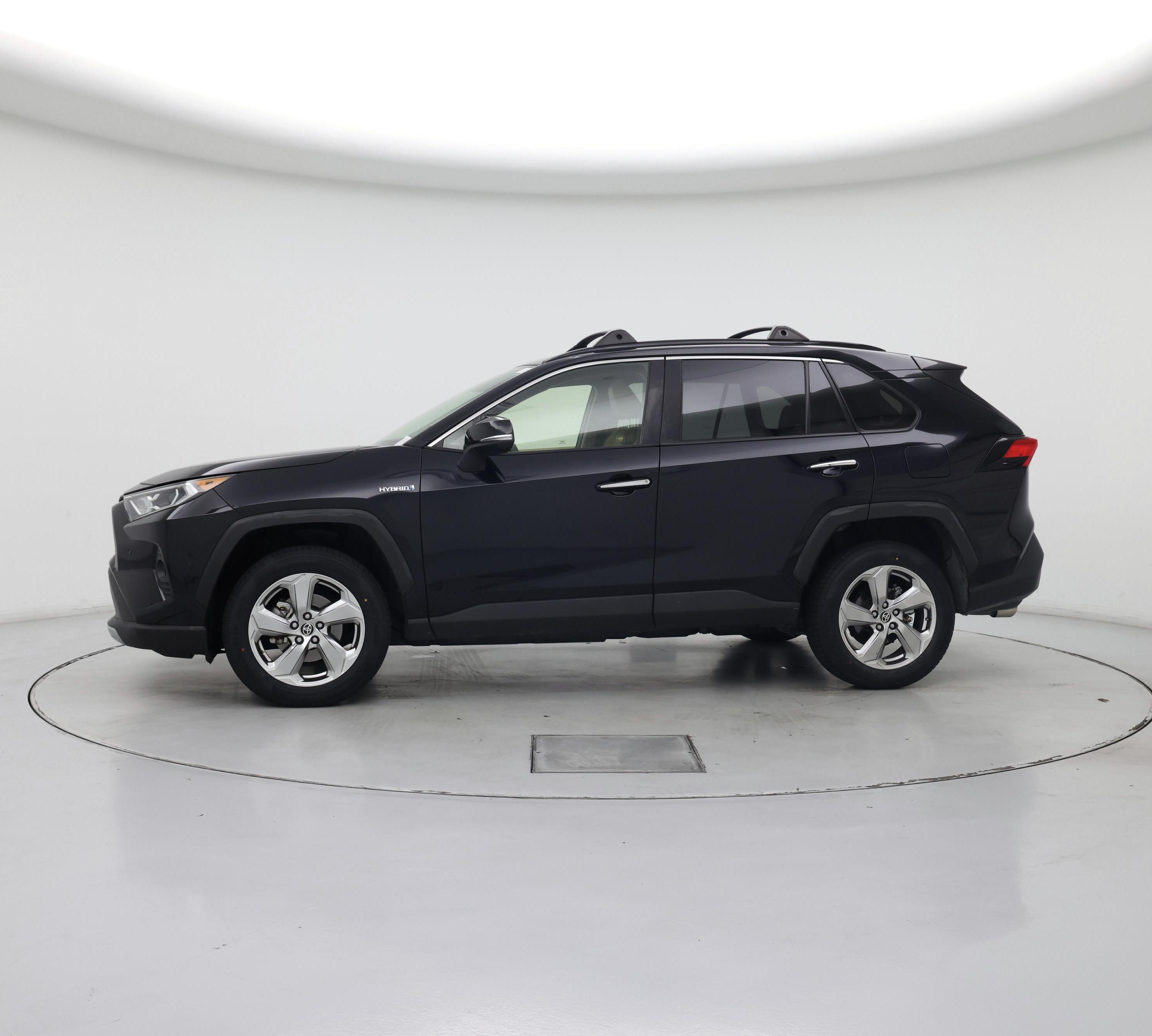 Thumbnail: 2020 Toyota RAV4 - 3