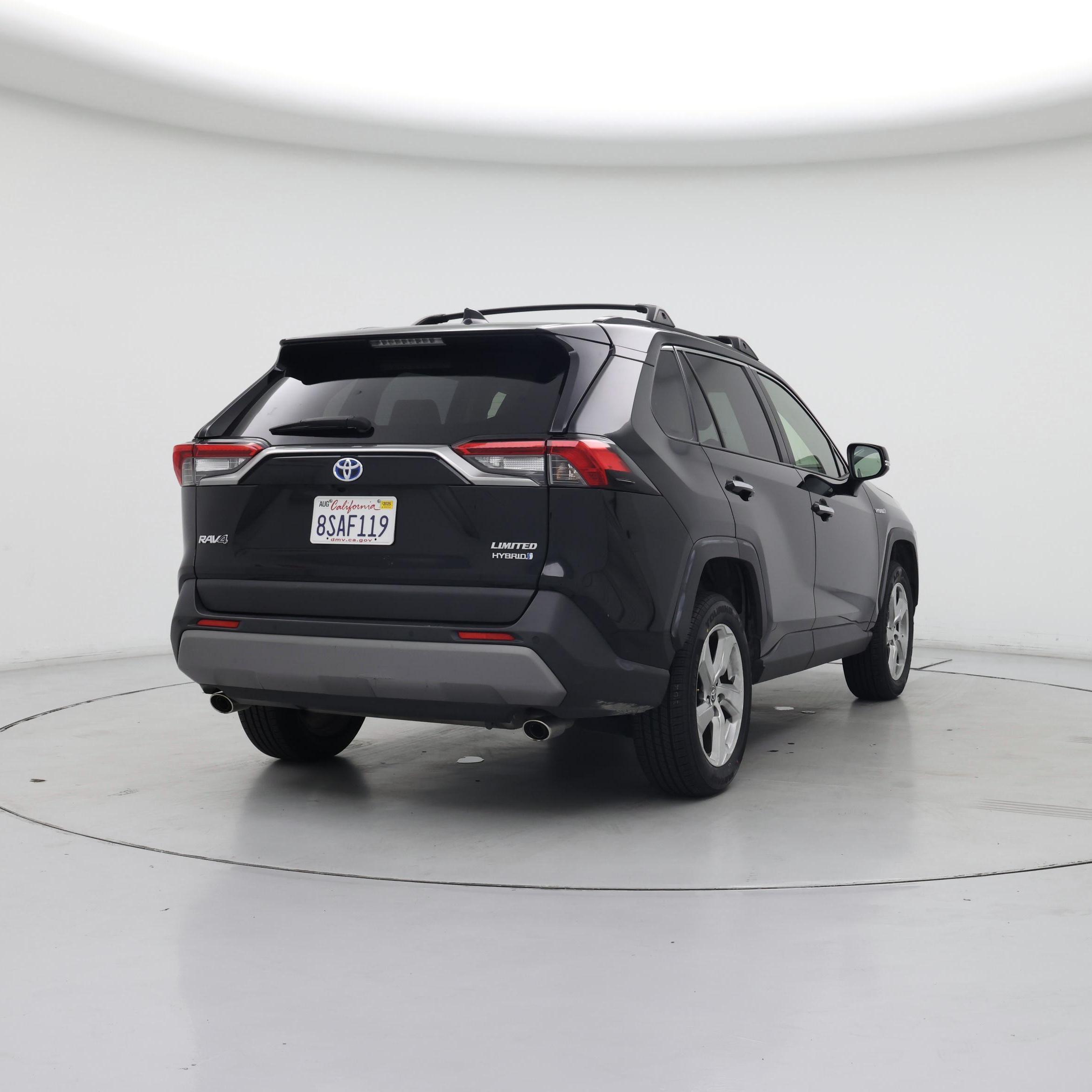 Thumbnail: 2020 Toyota RAV4 - 8