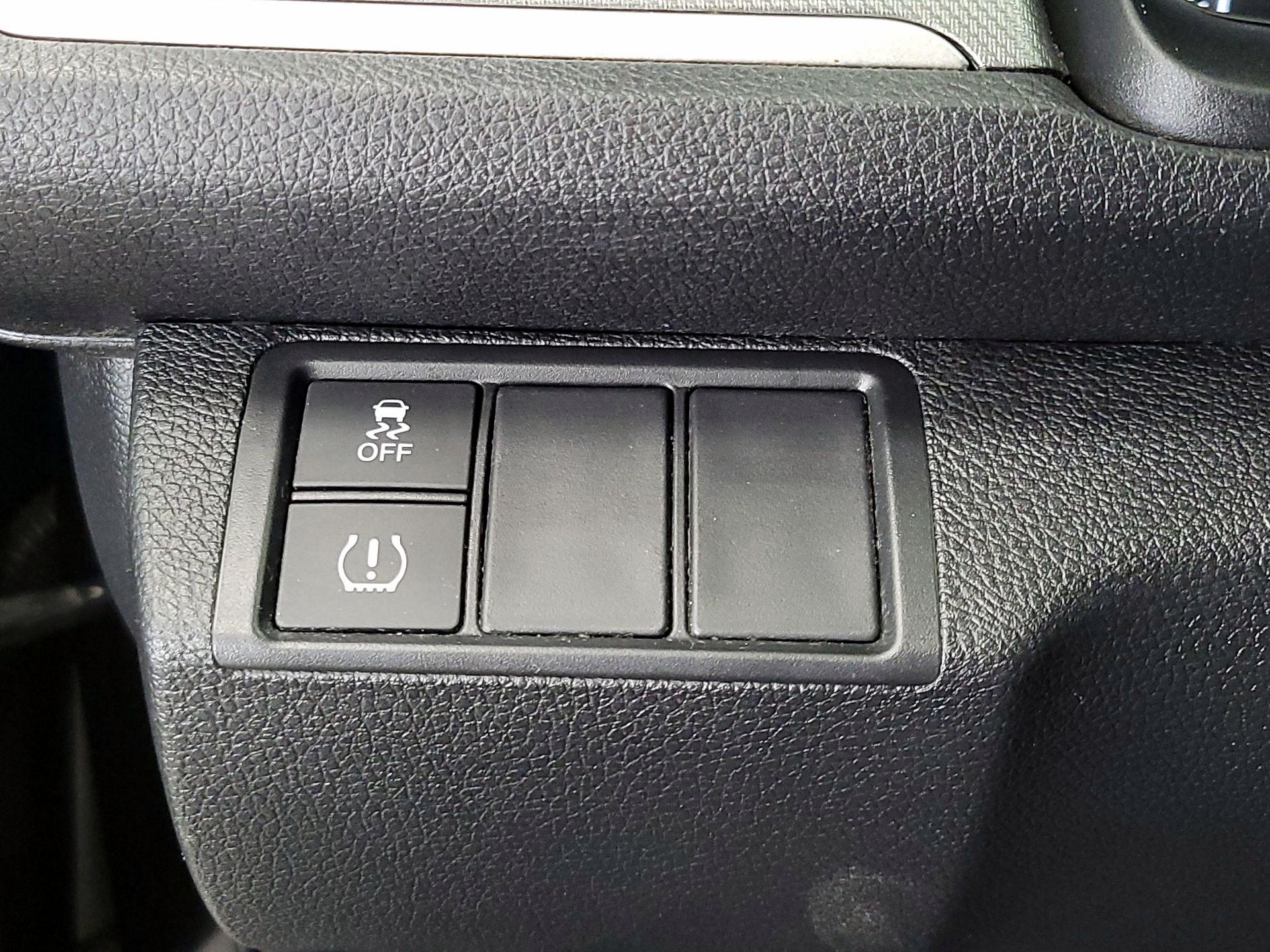Thumbnail: 2016 Honda Civic - 13