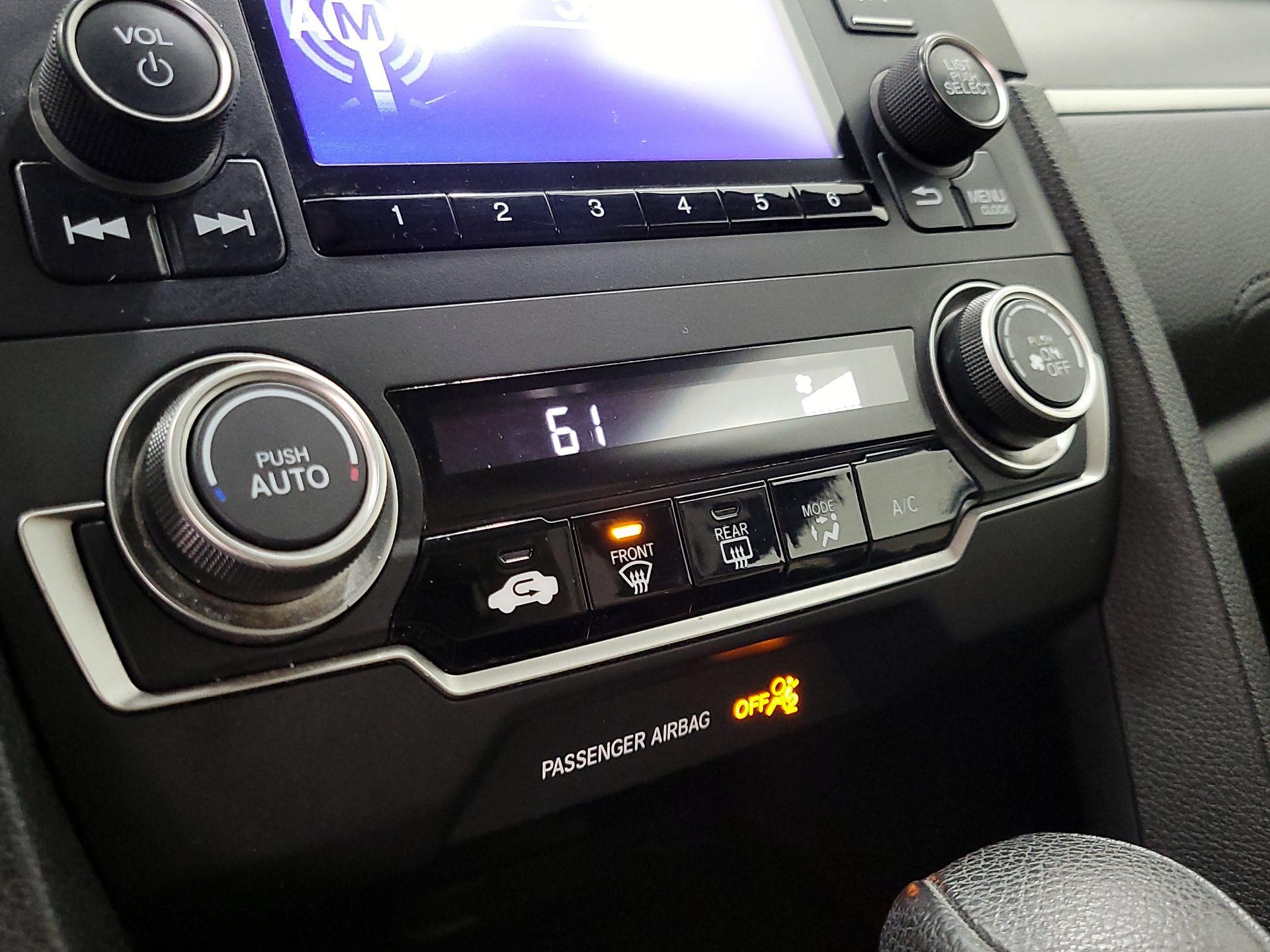 Thumbnail: 2016 Honda Civic - 16