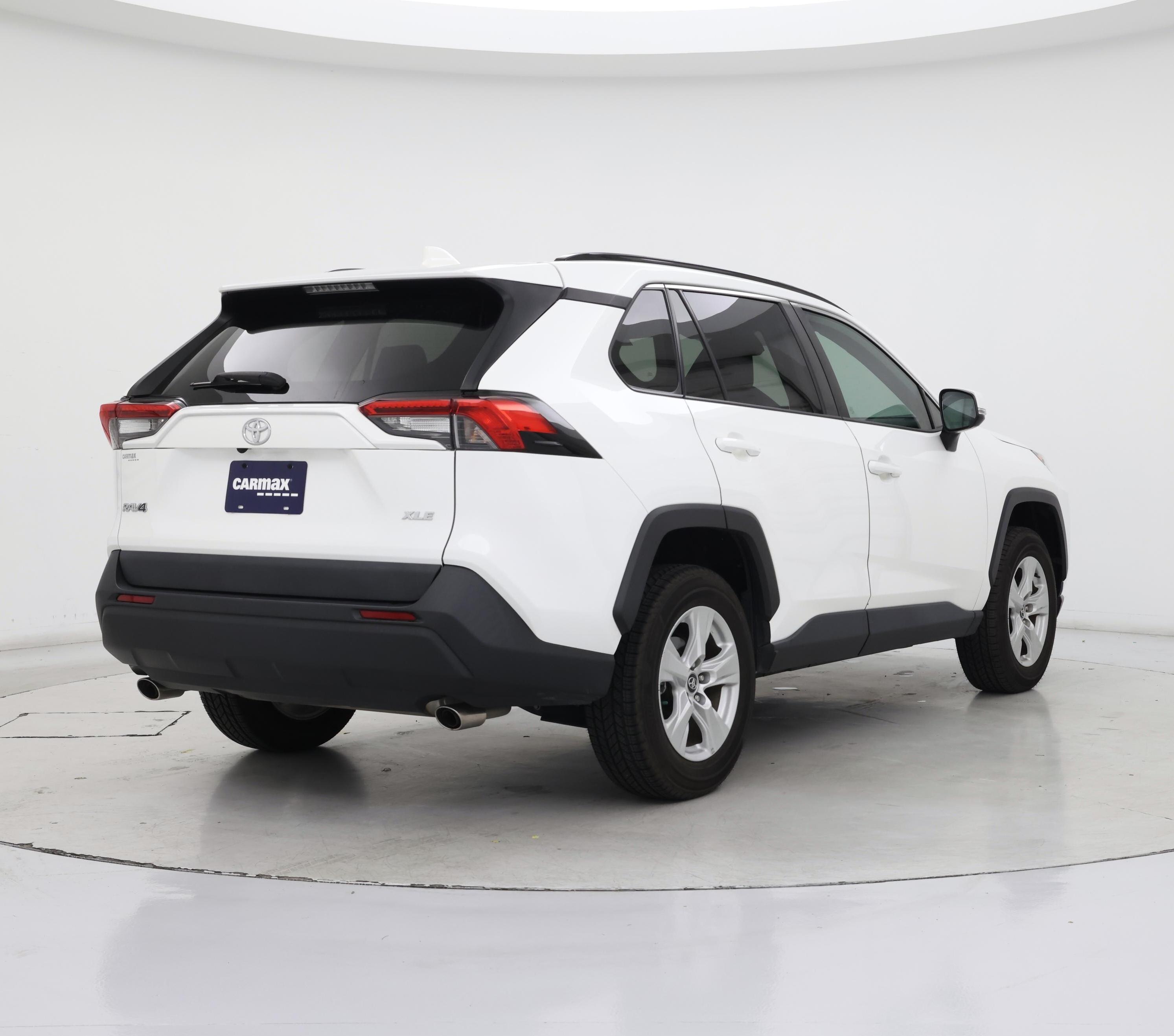 Thumbnail: 2020 Toyota RAV4 - 8