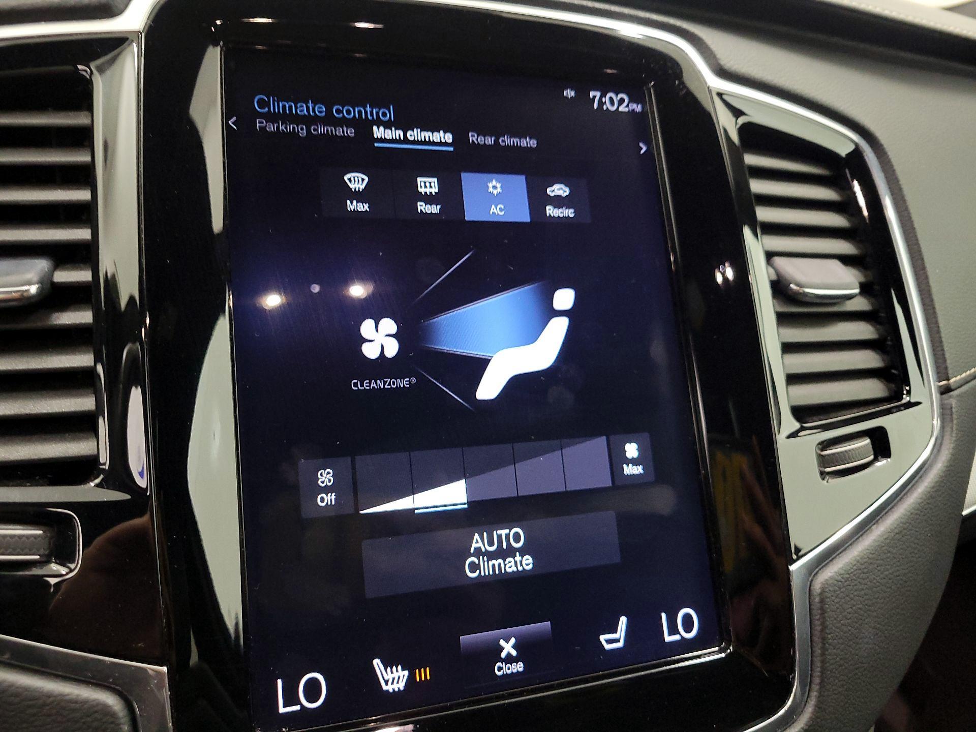 Thumbnail: 2019 Volvo XC90 - 17