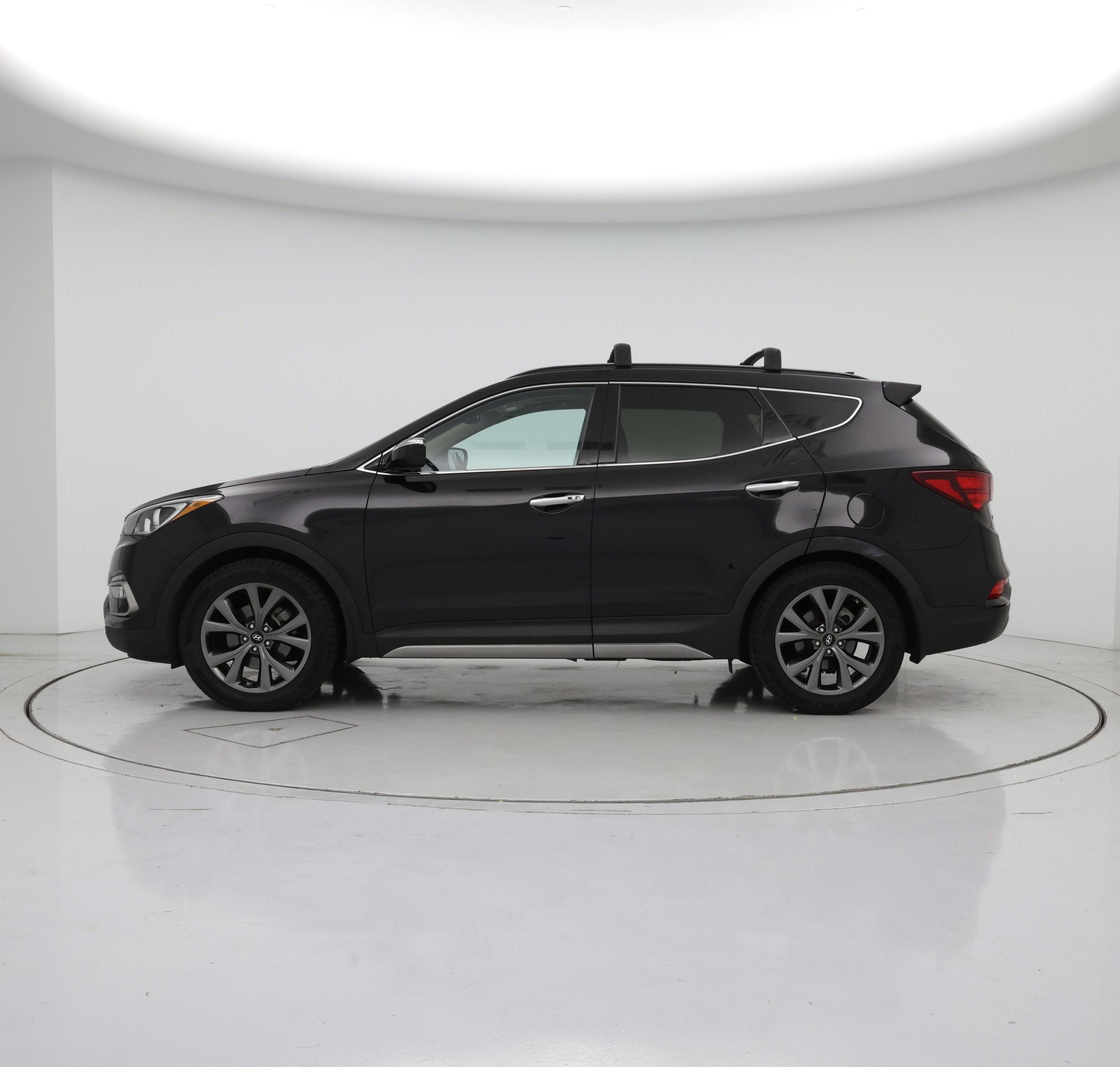 Thumbnail: 2017 Hyundai Santa Fe - 3