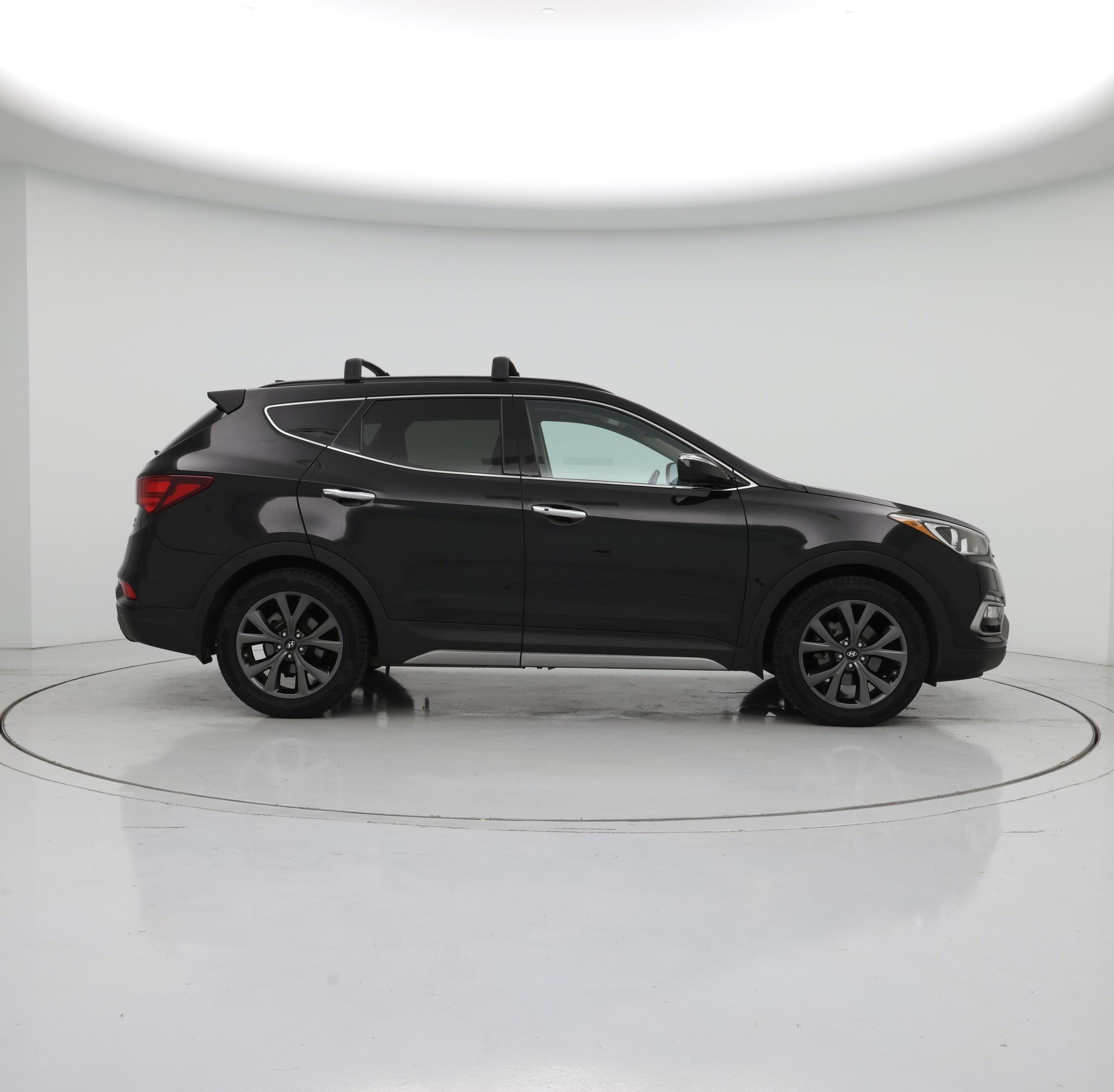 Thumbnail: 2017 Hyundai Santa Fe - 7