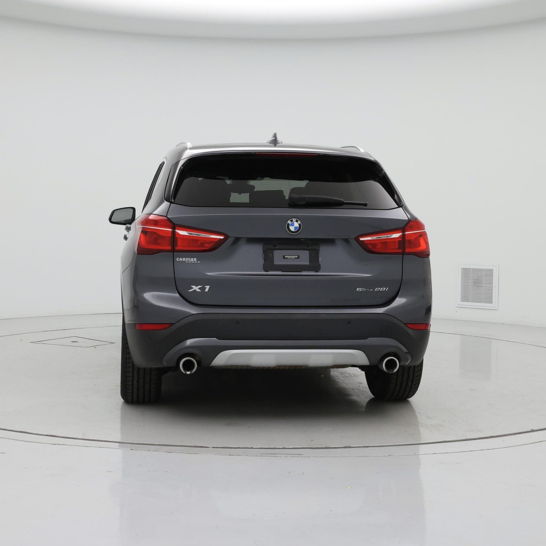 Thumbnail: 2021 BMW X1 - 6