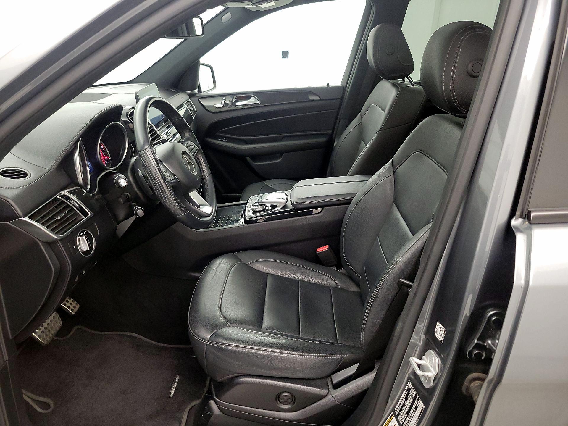 Thumbnail: 2017 Mercedes-Benz GLE - 11