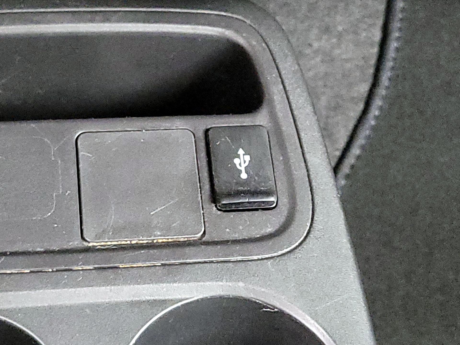 Thumbnail: 2019 Mitsubishi Mirage - 18