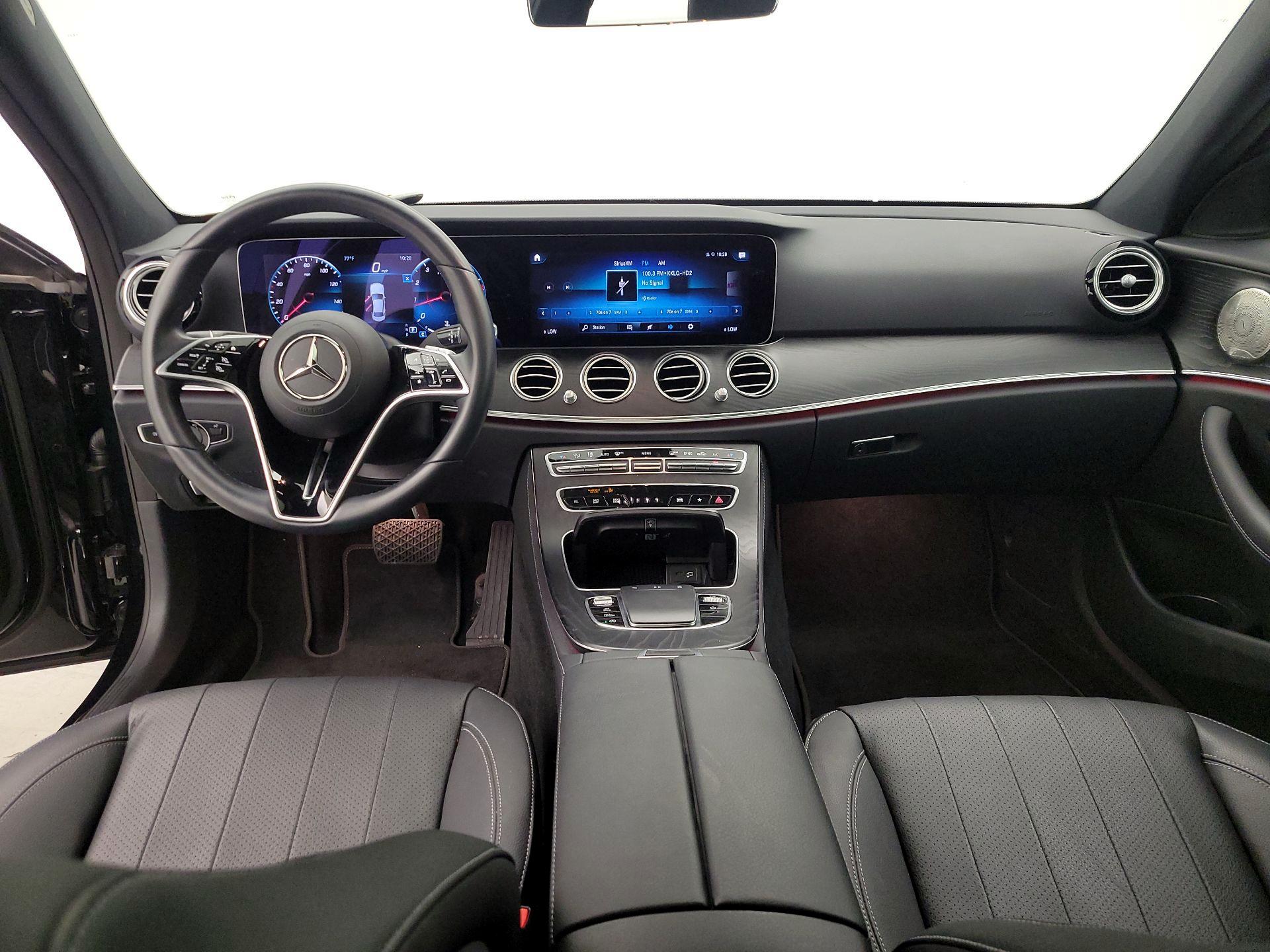 Thumbnail: 2022 Mercedes-Benz E-Class - 9