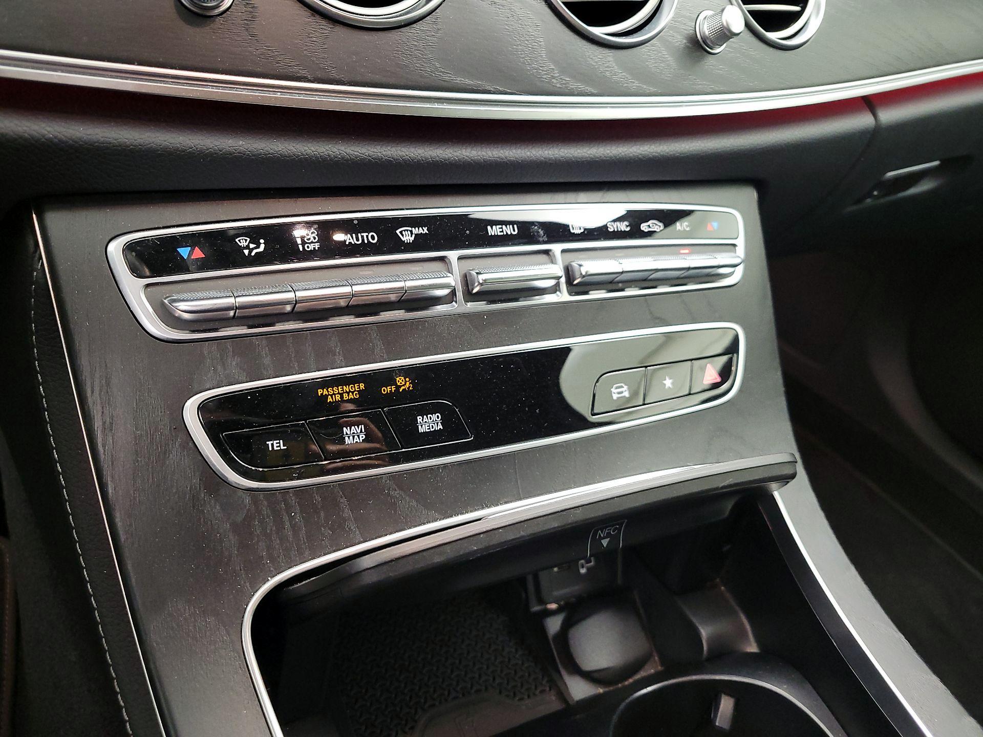 Thumbnail: 2022 Mercedes-Benz E-Class - 16