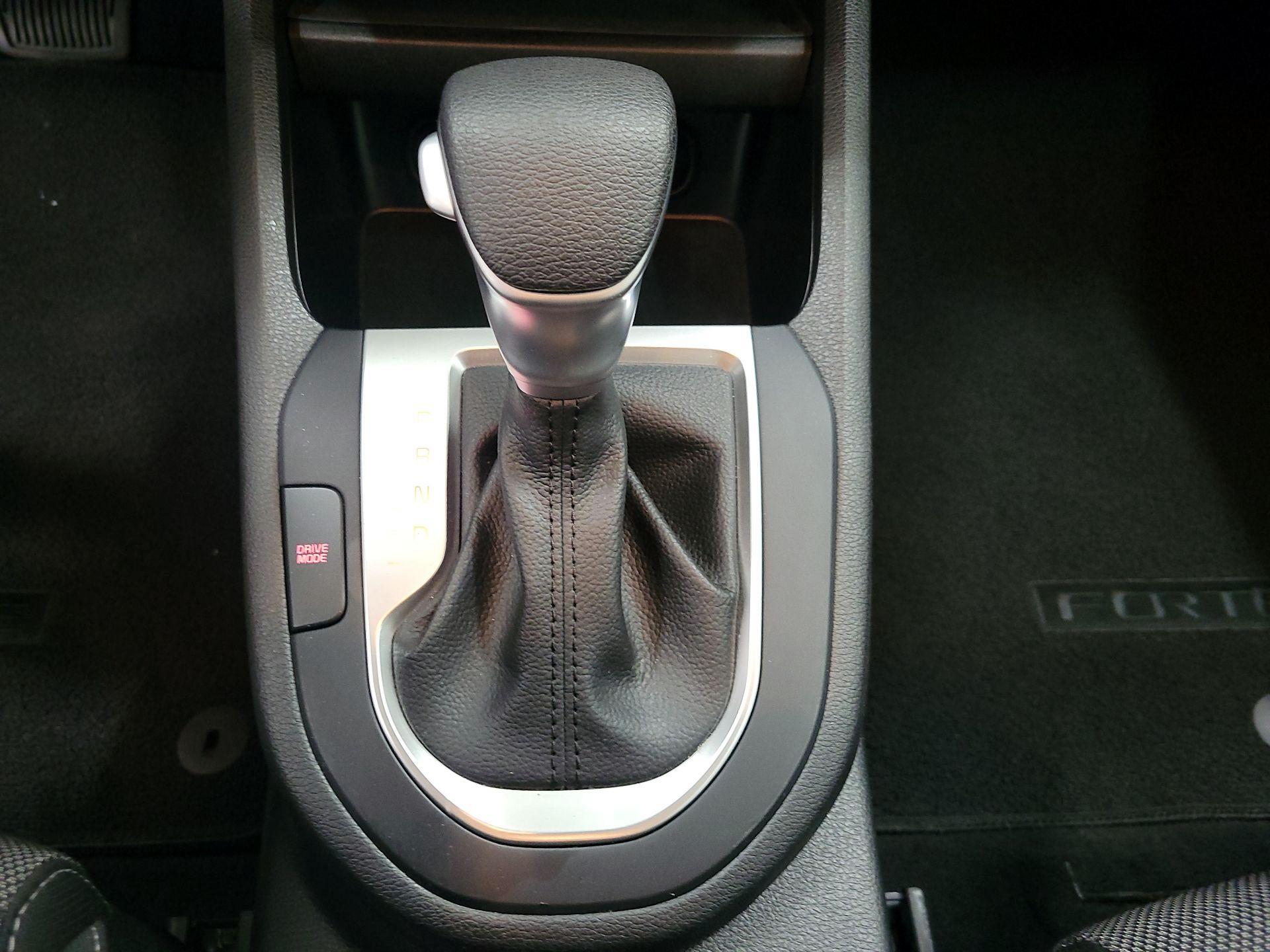 Thumbnail: 2023 Kia Forte - 17