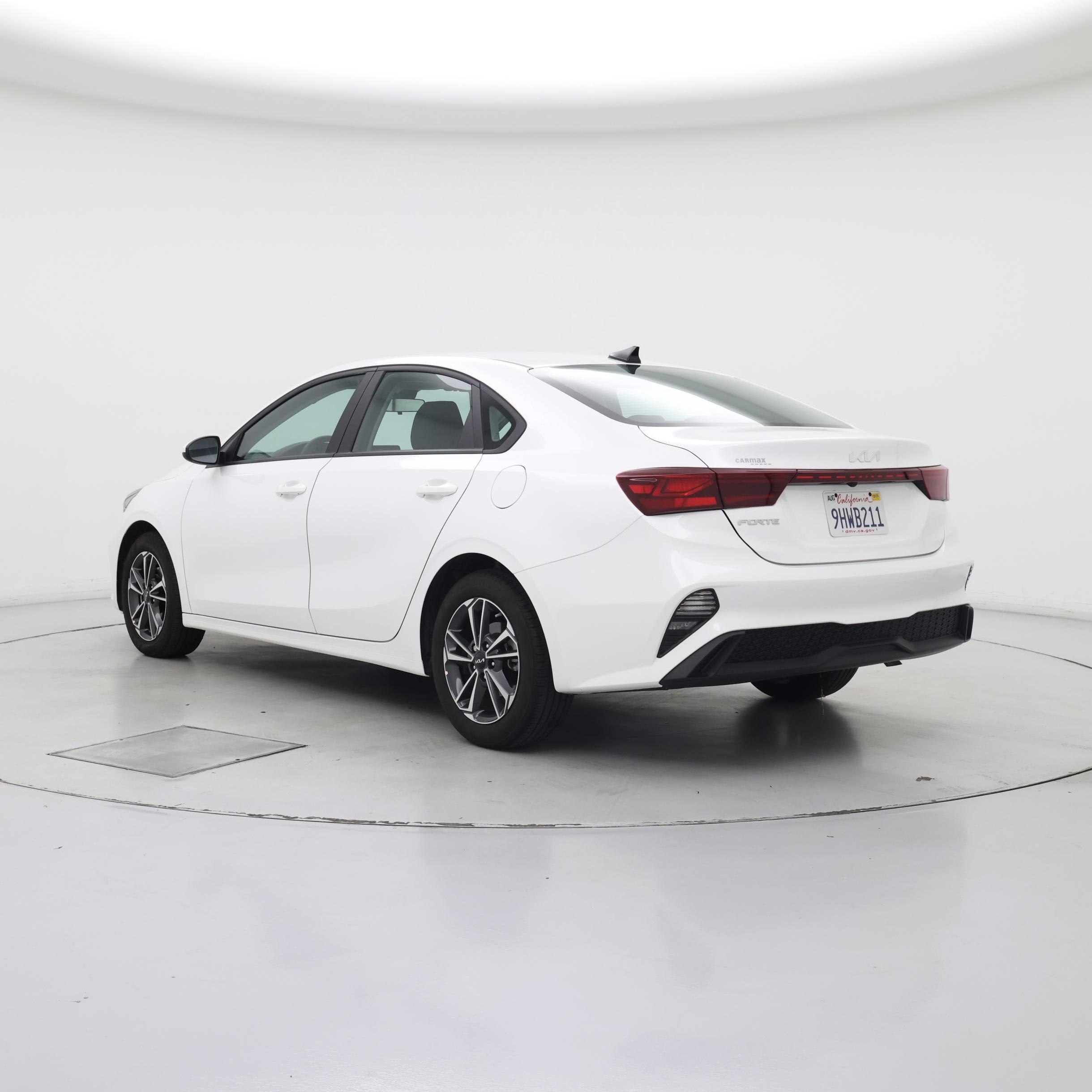 Thumbnail: 2023 Kia Forte - 2