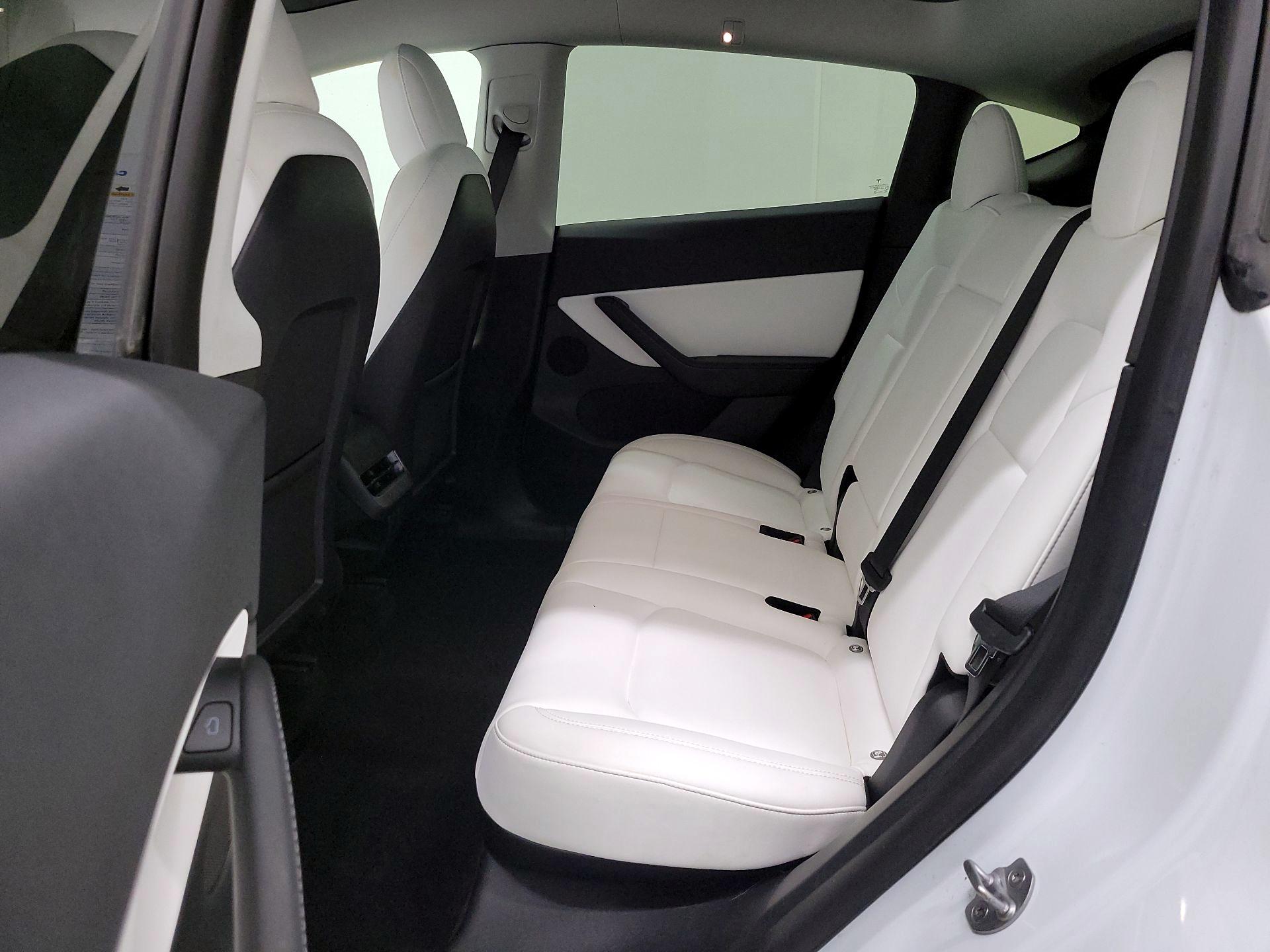 Thumbnail: 2022 Tesla Model Y - 19