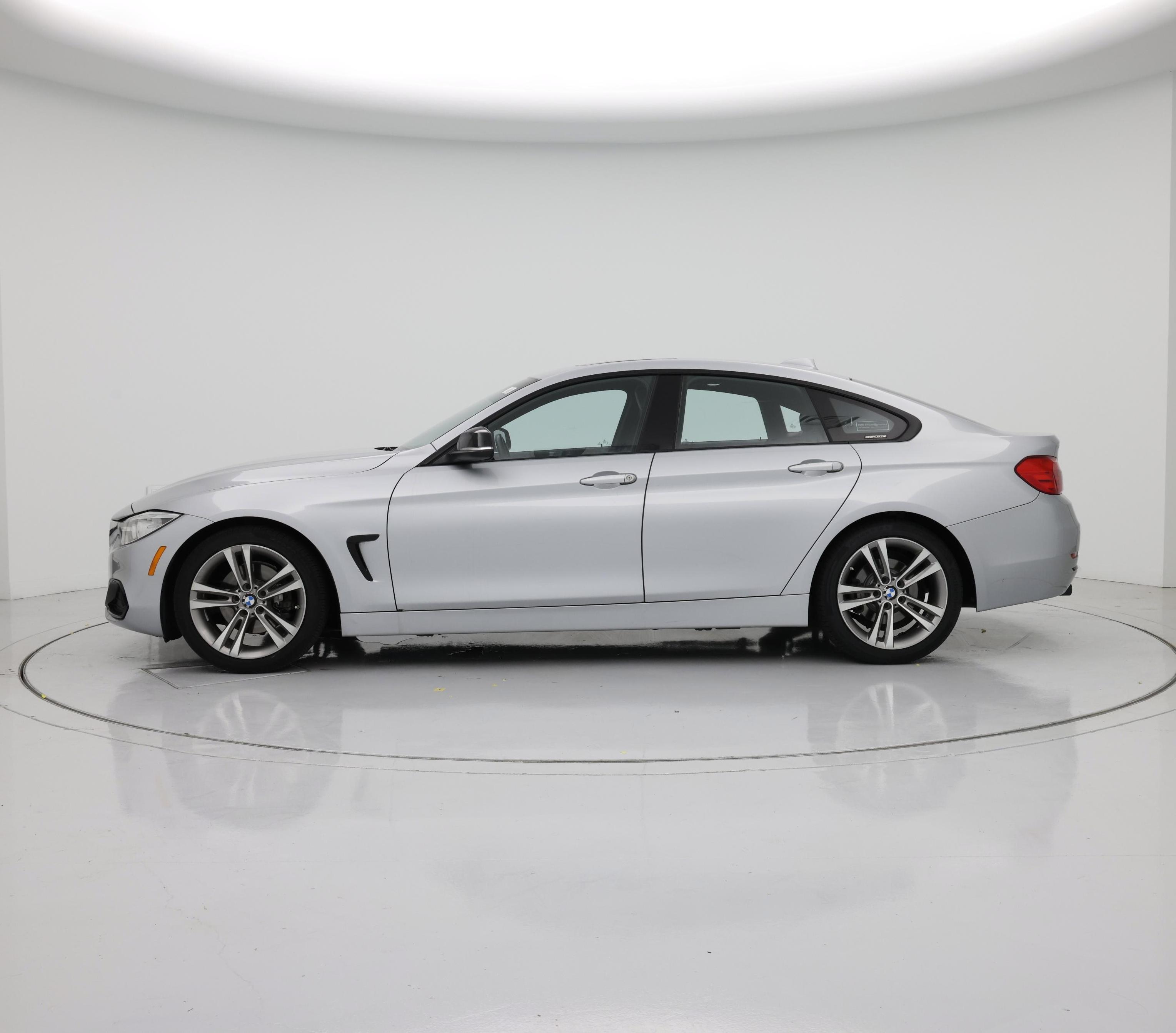 Thumbnail: 2015 BMW 4 Series - 3