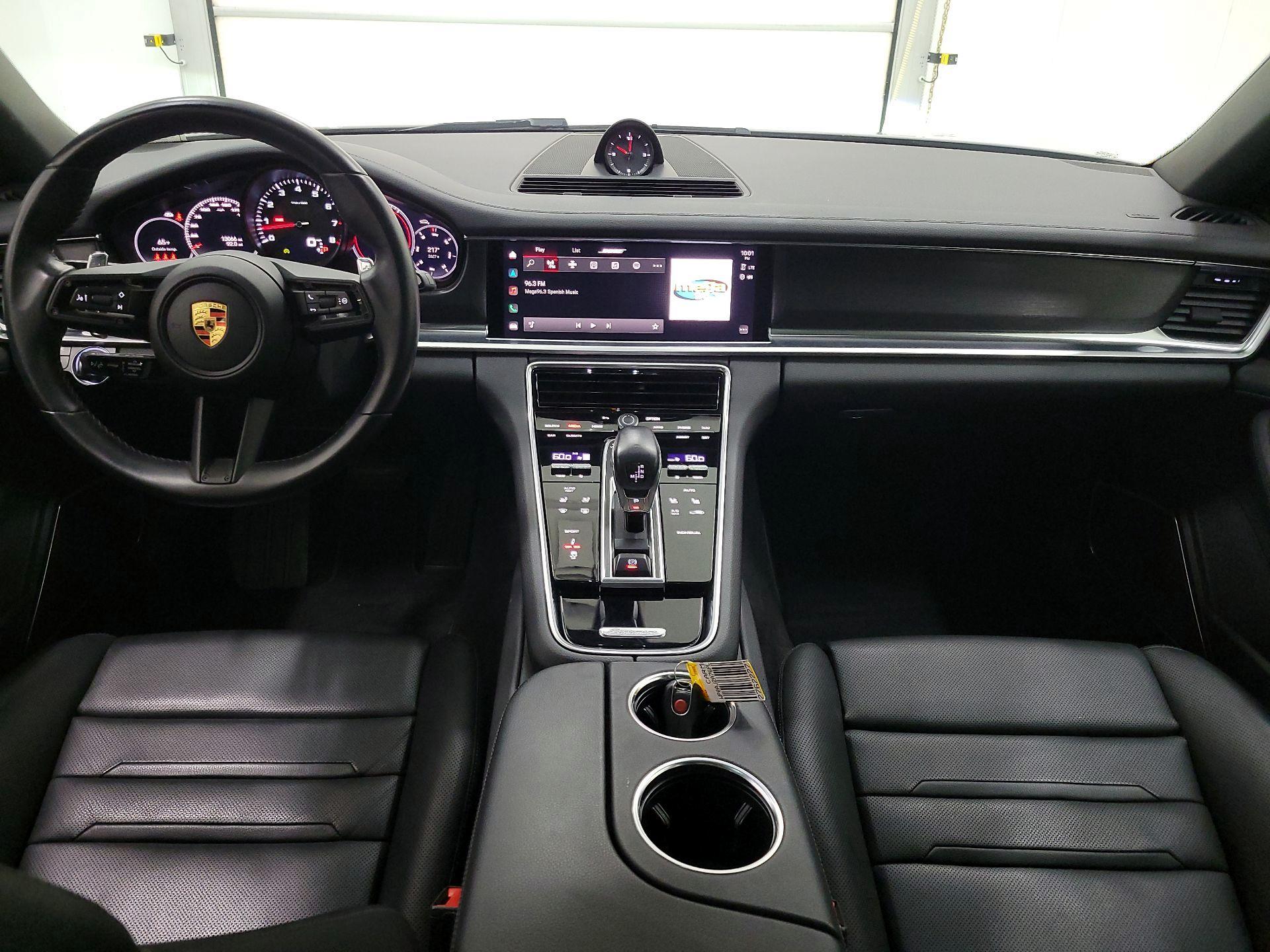 Thumbnail: 2023 Porsche Panamera - 9